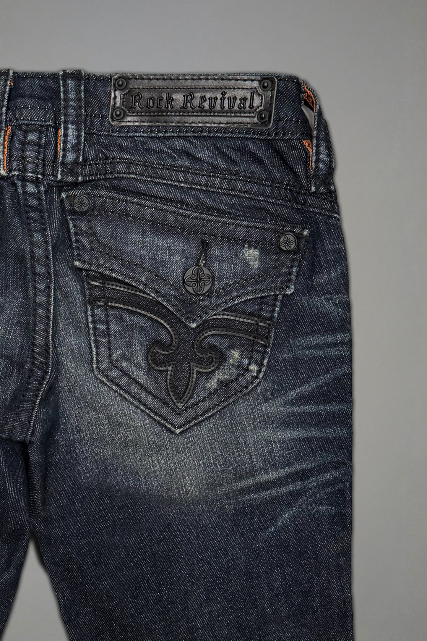 Gwen Super Low-Rise Bootcut Jeans in Perfect Wash - Rock Revival®