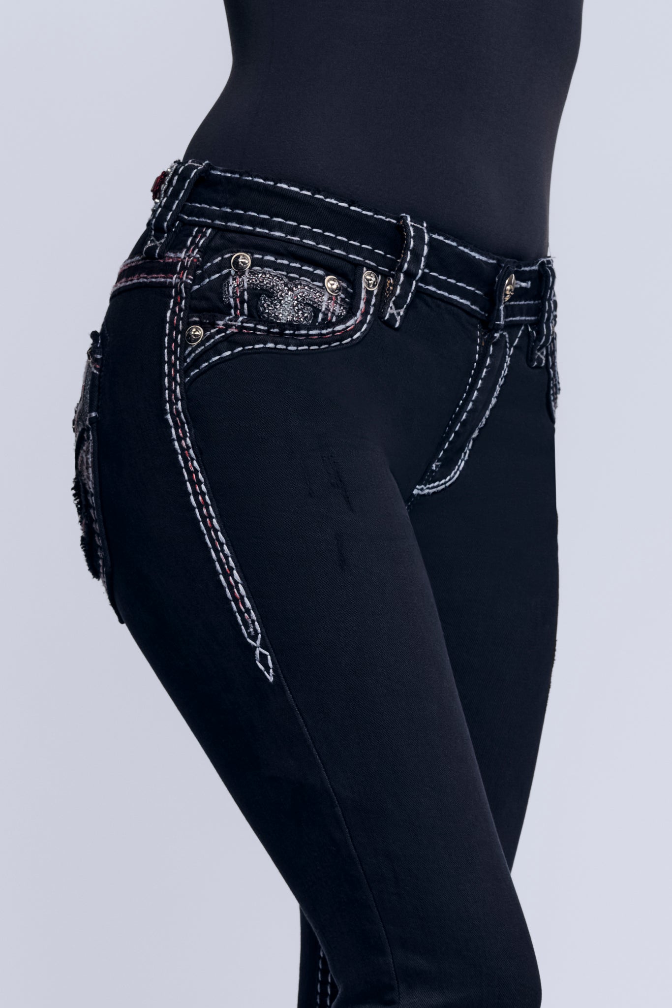 FRONT POCKET VIEW