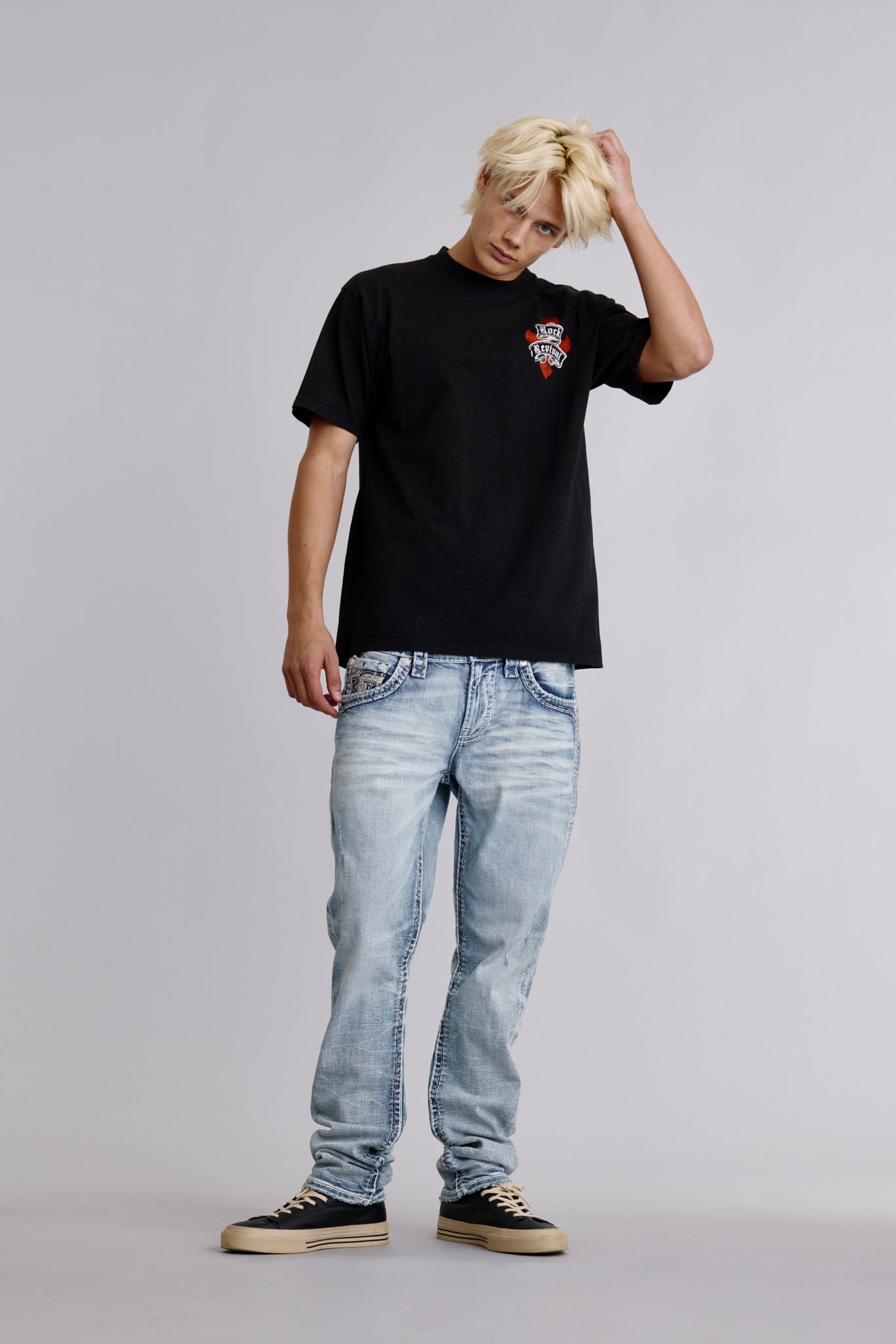 Crest Tee in Black