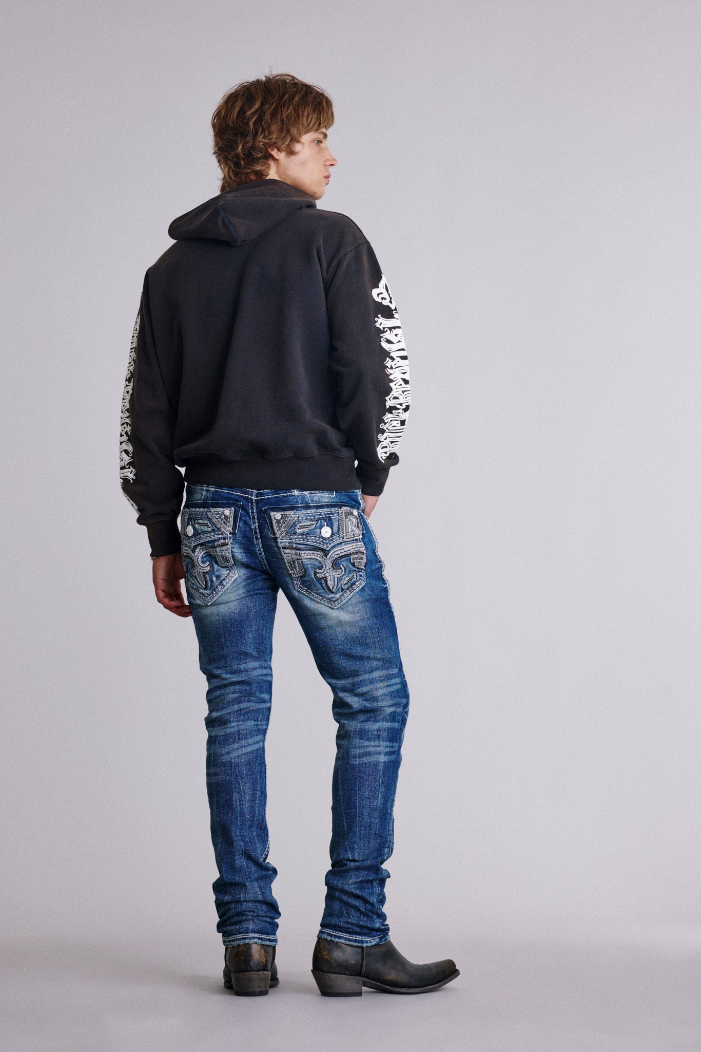 Ari Alt Straight Jeans