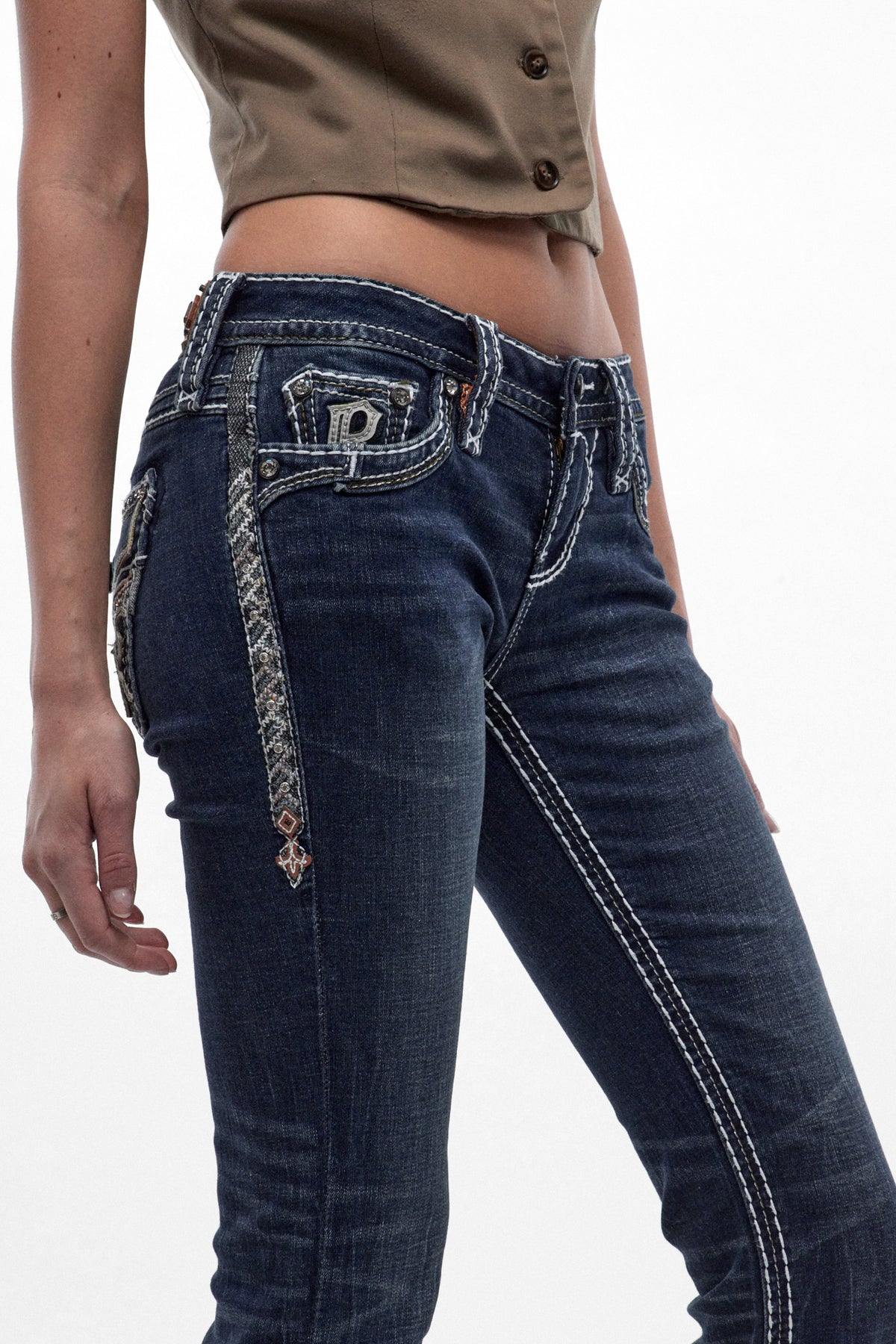 Annalyn Low-Rise Bootcut Jeans in Dark Blue