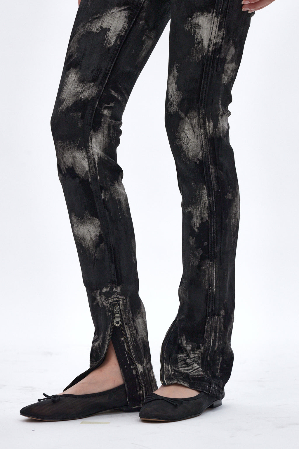 Camille Super Low-Rise Moto Skinny Jean in Black Granite Coating - Rock Revival®