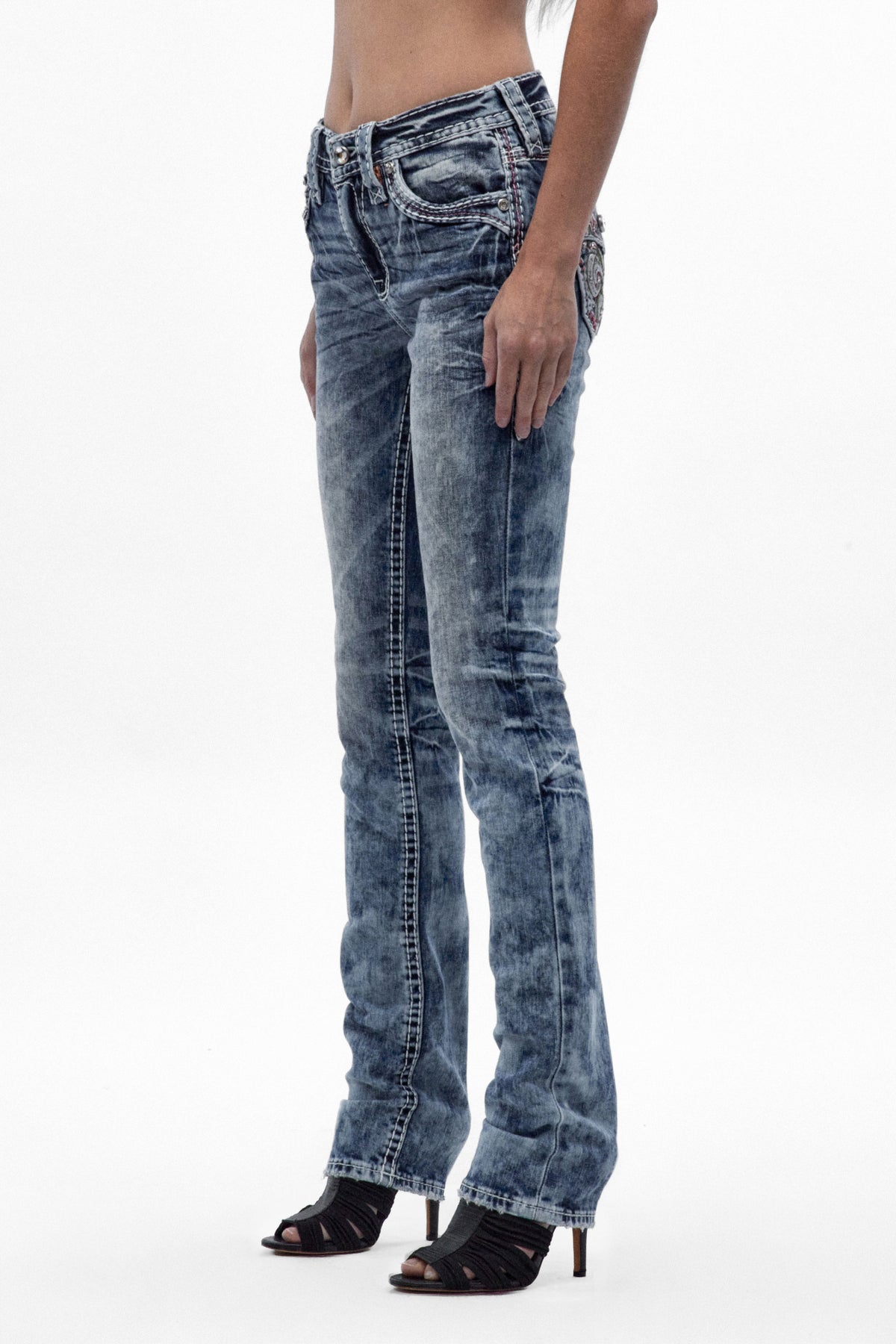 Carly Mid-rise Straight Jeans in Acid Blue
