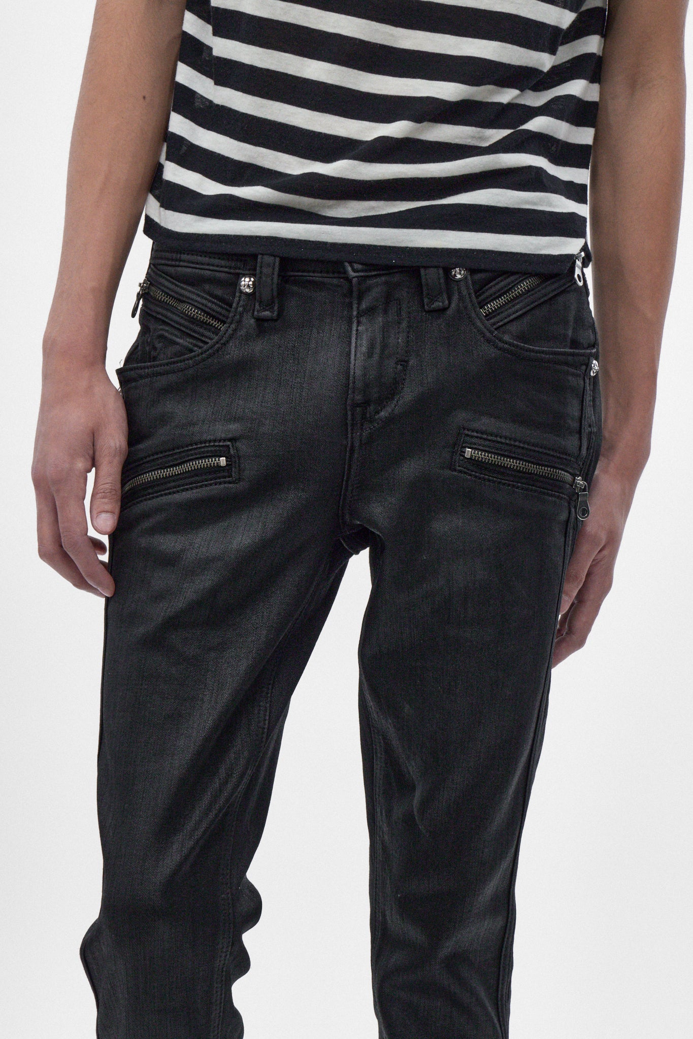 Charlie Slim Jeans in Black Coating on Black - Rock Revival®