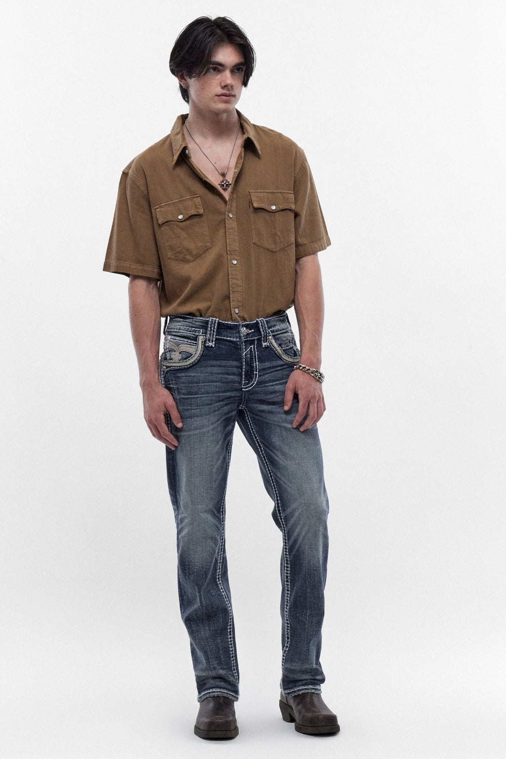 Vaqueros Bootcut Eggplant en Azul Medio