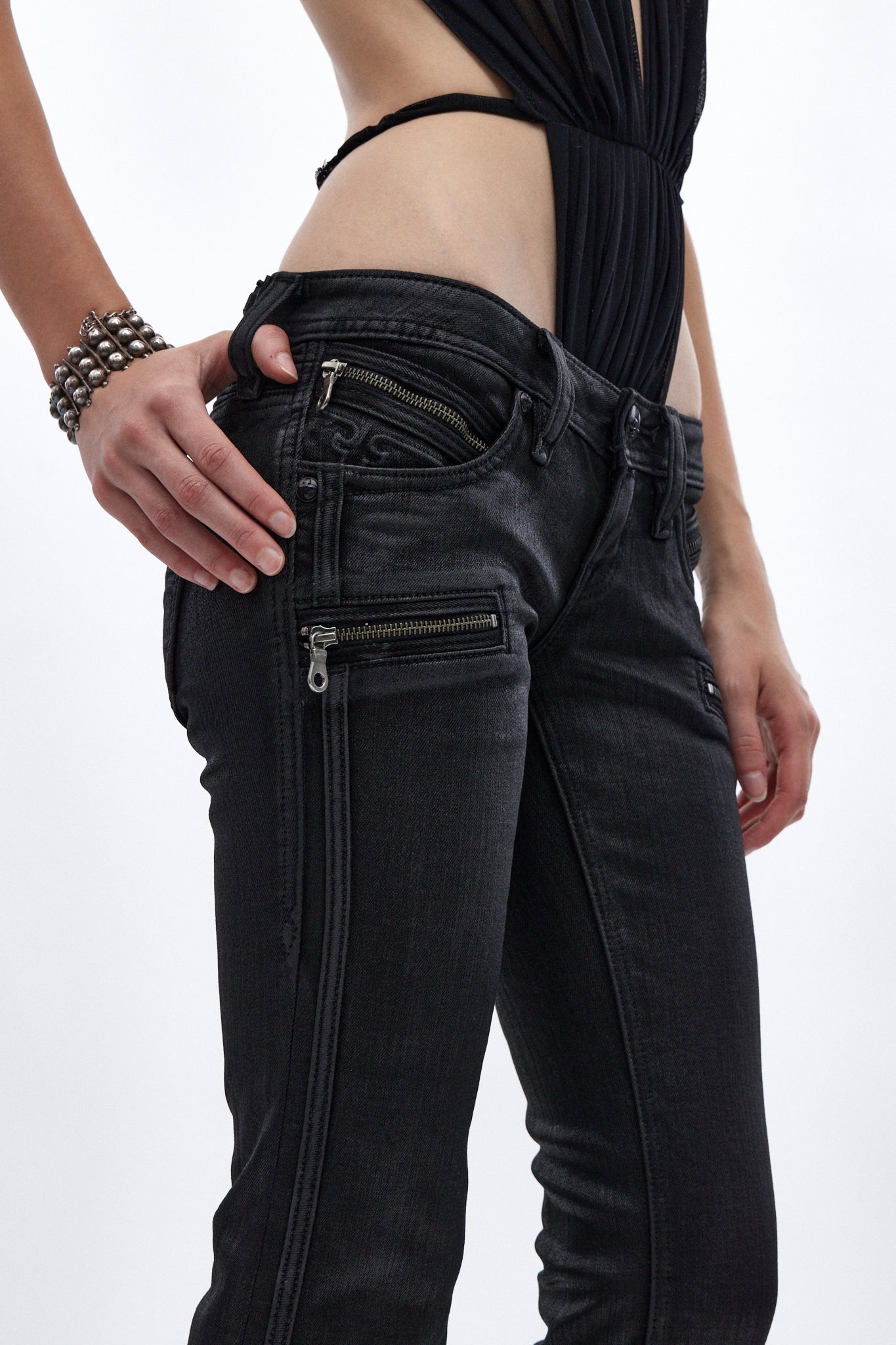 Joplin Super Low-Rise Flare Jeans in Black Coating – Rock Revival®