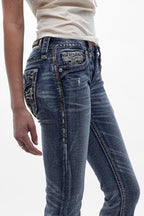 Elora Low-Rise Bootcut in Medium Wash
