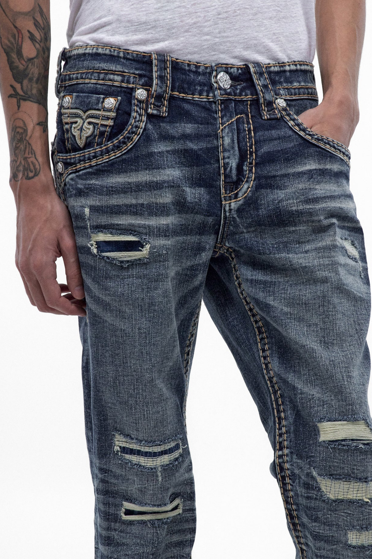 Eydan Straight Jeans in Medium Blue