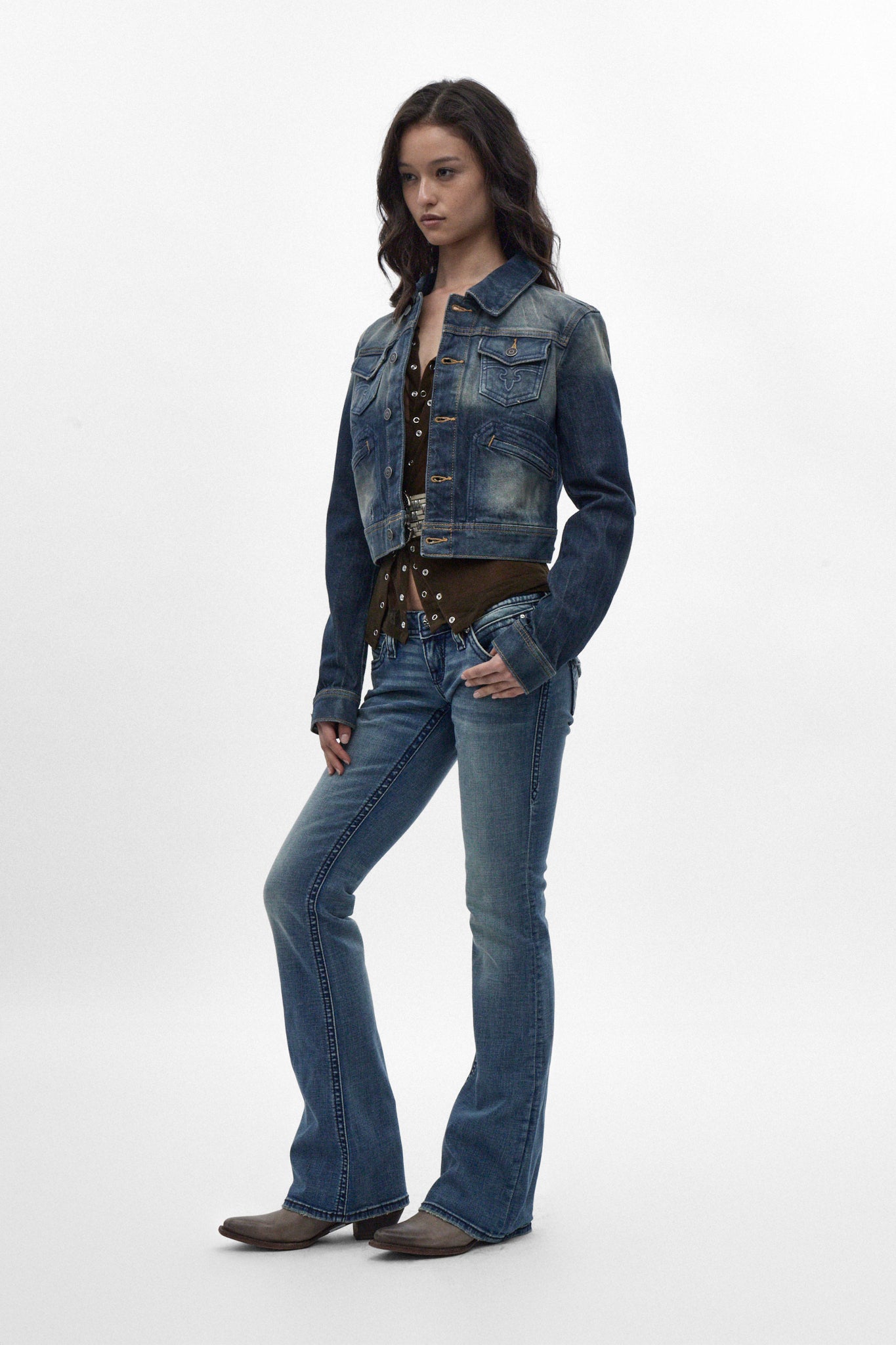 Gwen Cropped Fitted Denim Jacket in Desert Sand - Rock Revival®