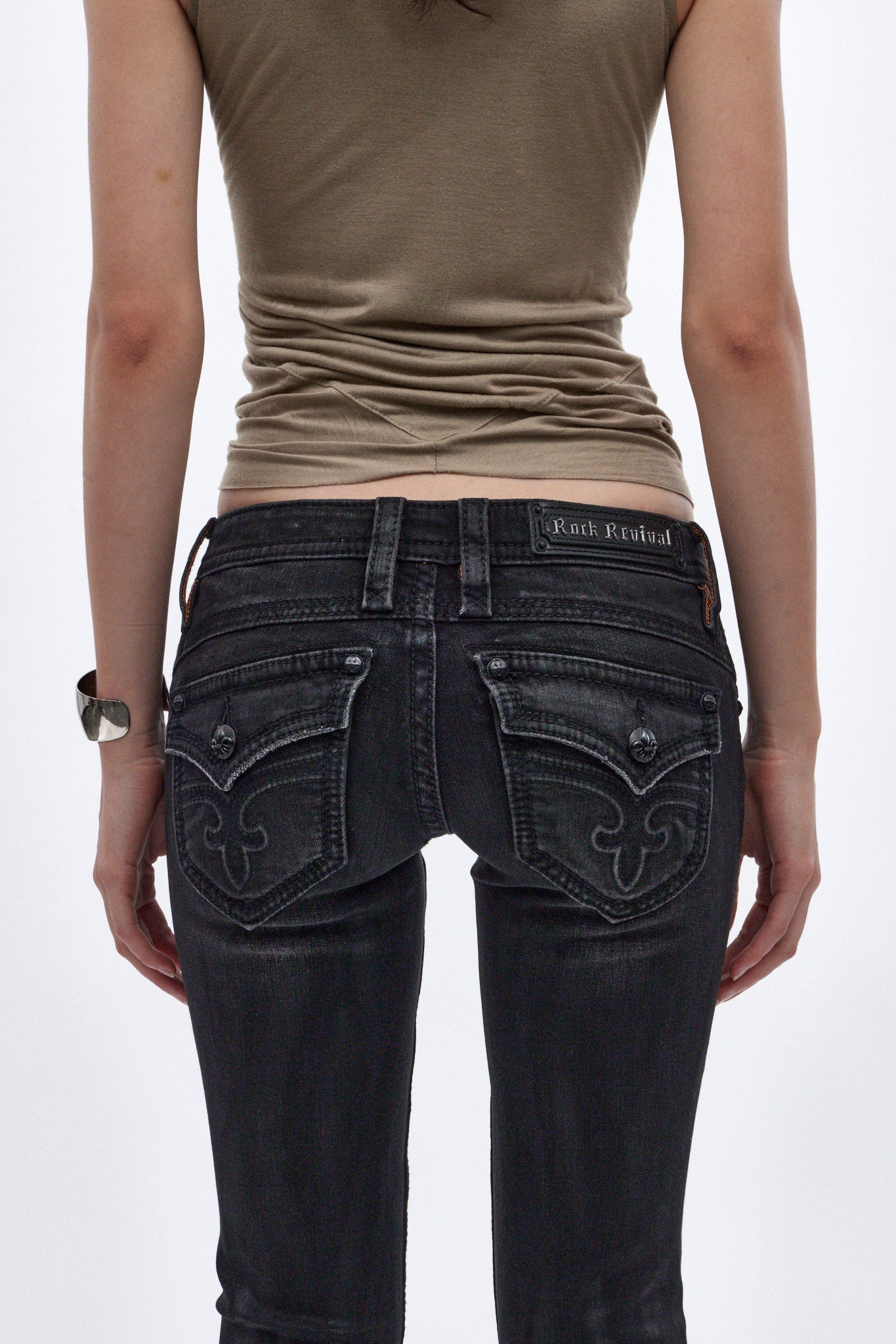 Gwen Super Low-Rise Bootcut in Black Fade Coated - Rock Revival®