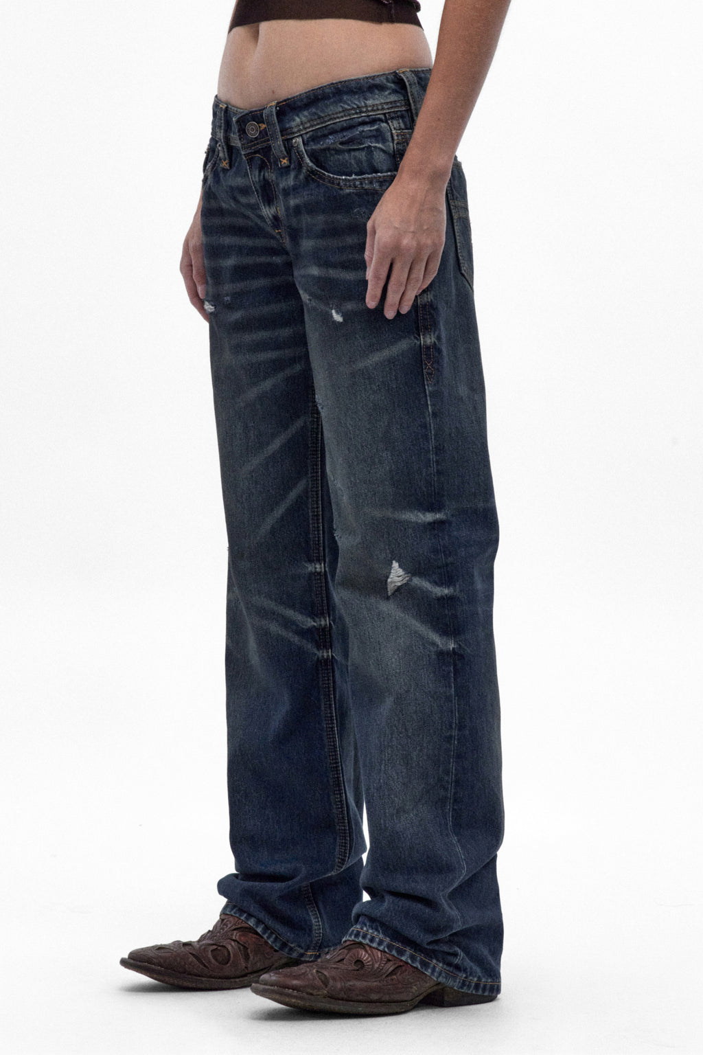 Isa Low-Rise Relaxed Straight Jeans in Dark Vintage Blue