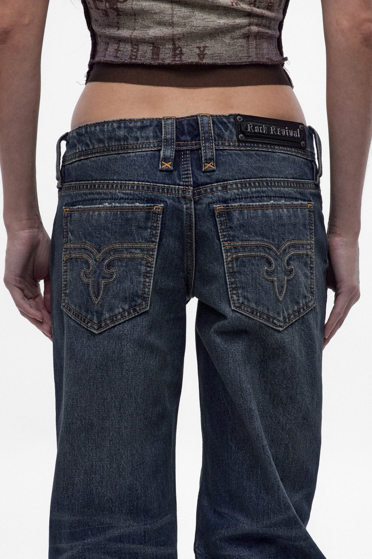 Isa Low-Rise Relaxed Straight Jeans in Dark Vintage Blue