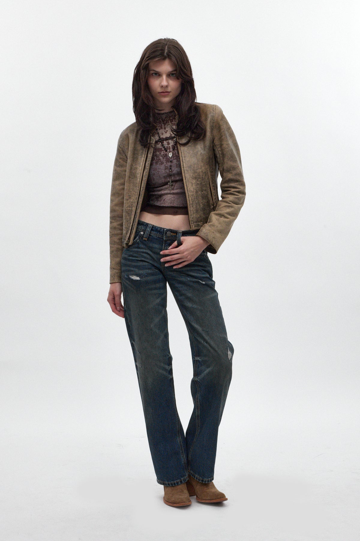 Isa Low-Rise Relaxed Straight Jeans in Dark Vintage Blue