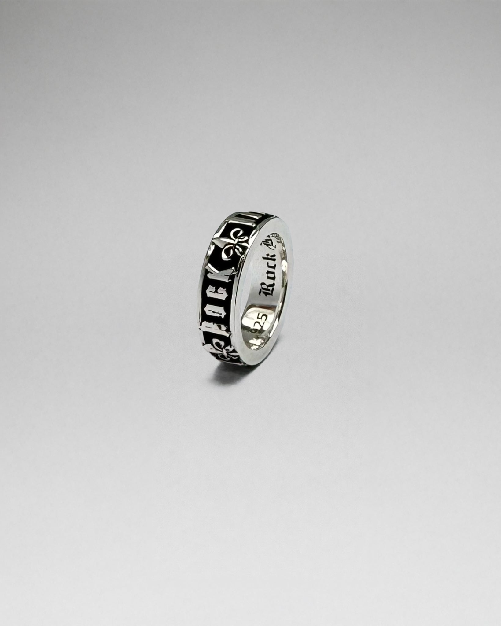 Rock & Fleur De Lis Band Ring