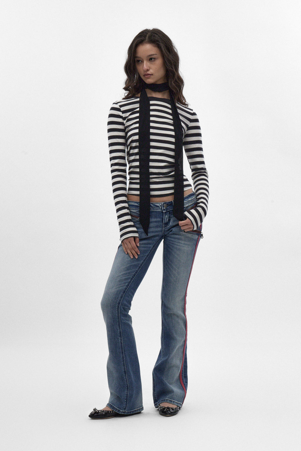 Kamil (RB247) Super Low-Rise Bootcut in Medium Wash (4/30/26-DESC) - Rock Revival®
