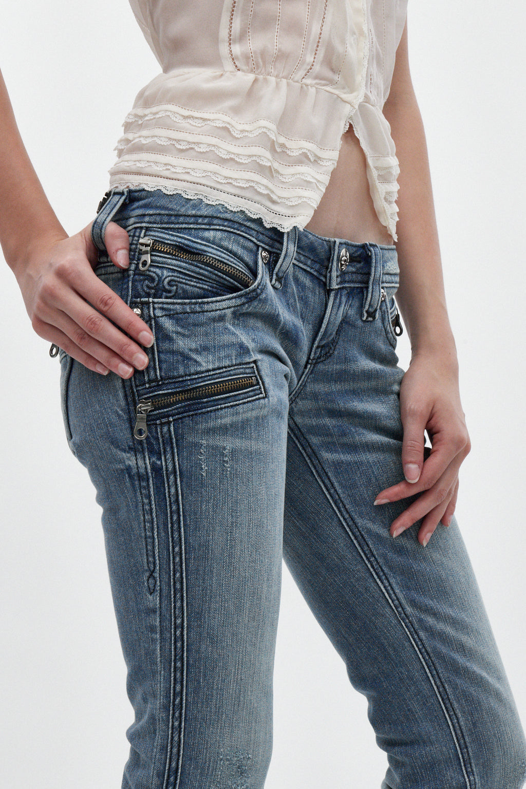 Kamil Super Low-Rise Bootcut in Medium Blue - Rock Revival®