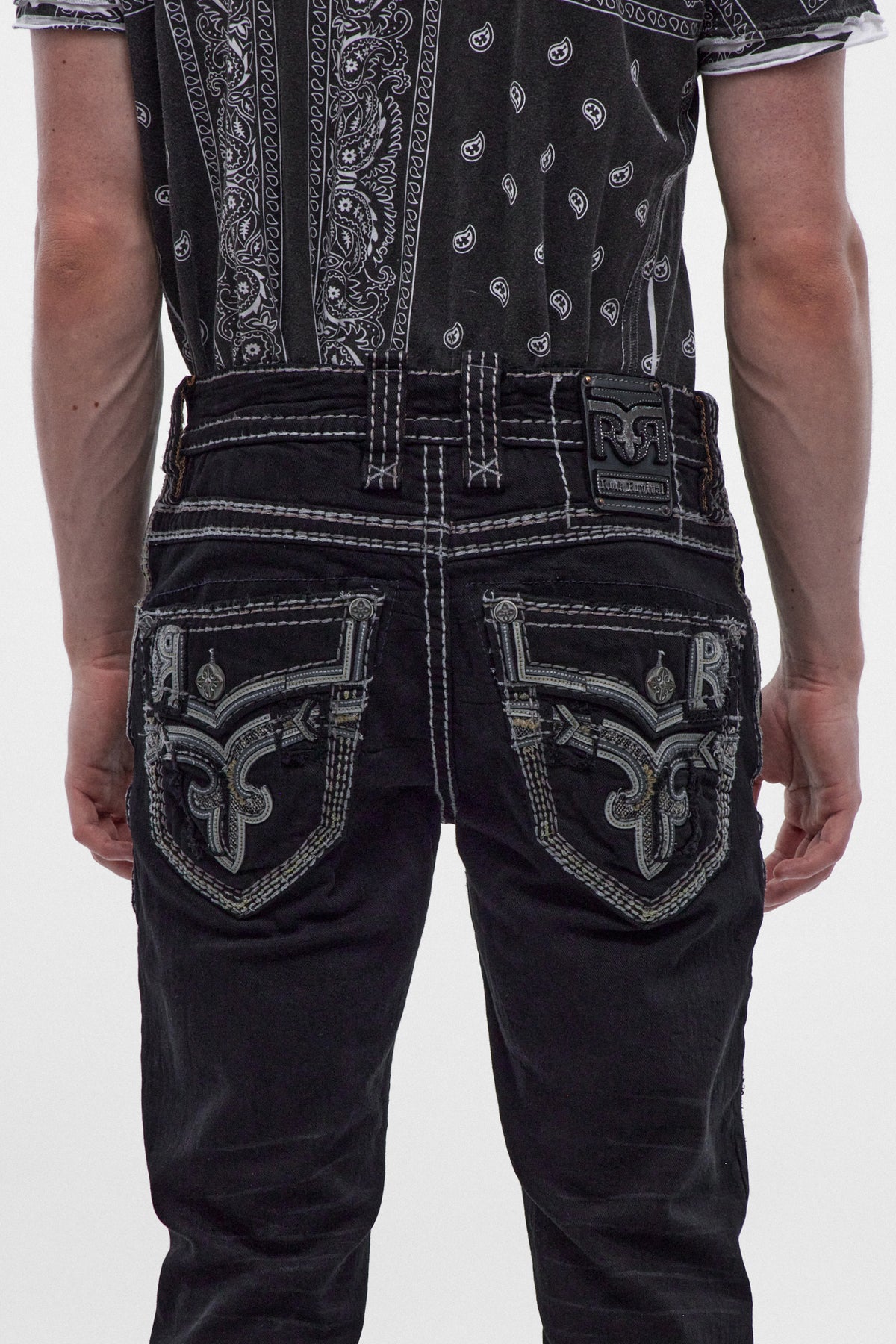 Kelley Alt Straight Jeans in Black Overdye Wash