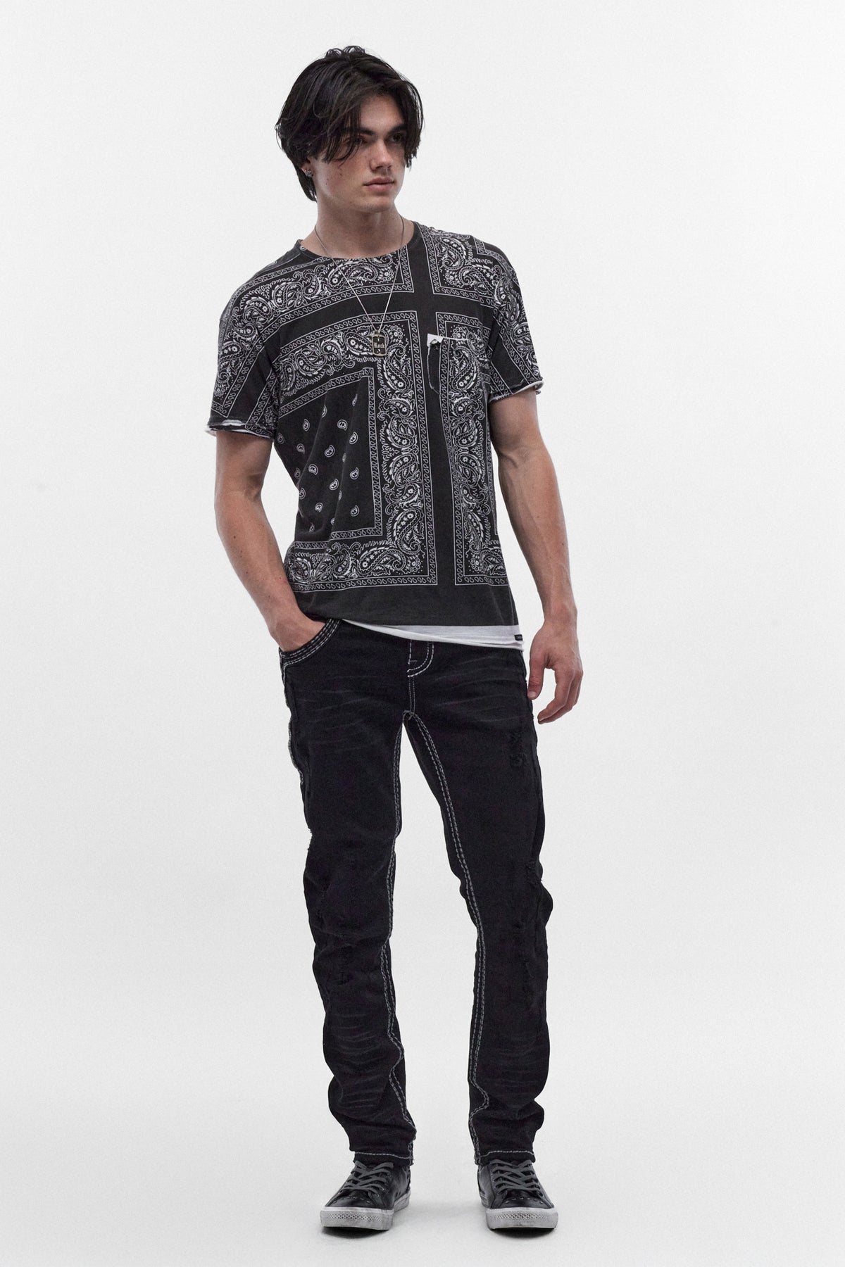 Kelley Alt Straight Jeans in Black Overdye Wash