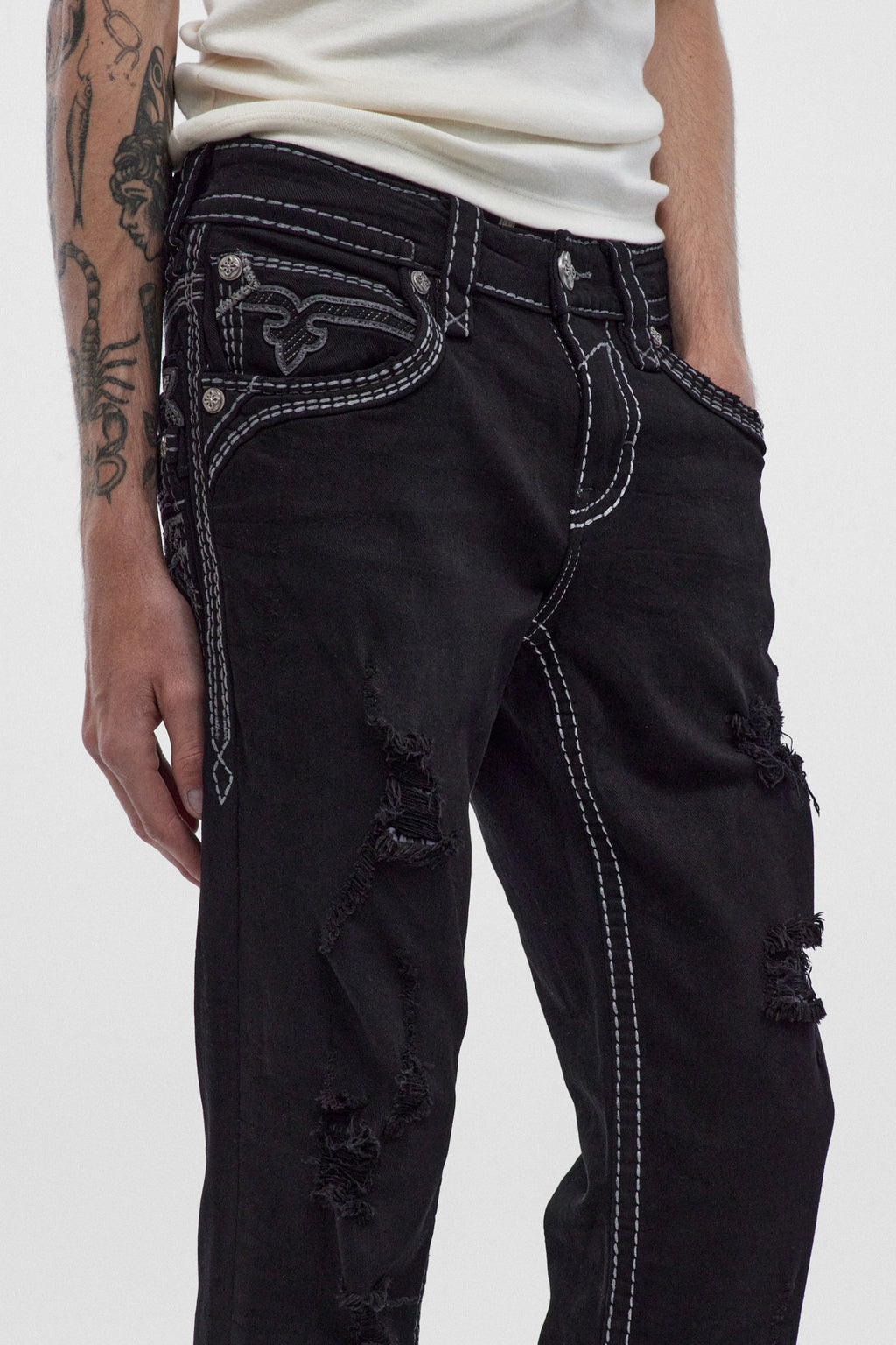 Kylo Straight Jeans in Black