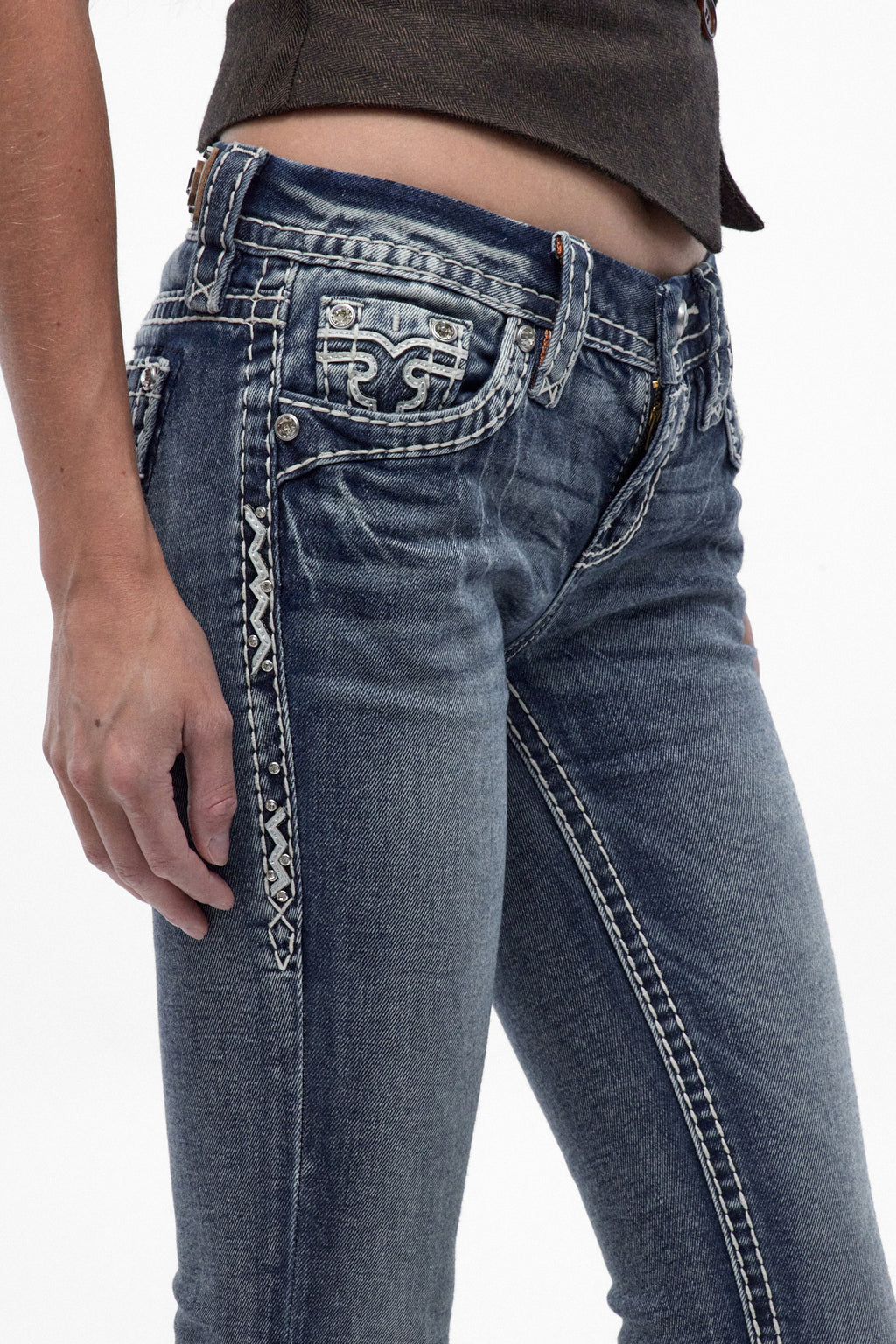 Jeans Lesia de corte bajo y campana