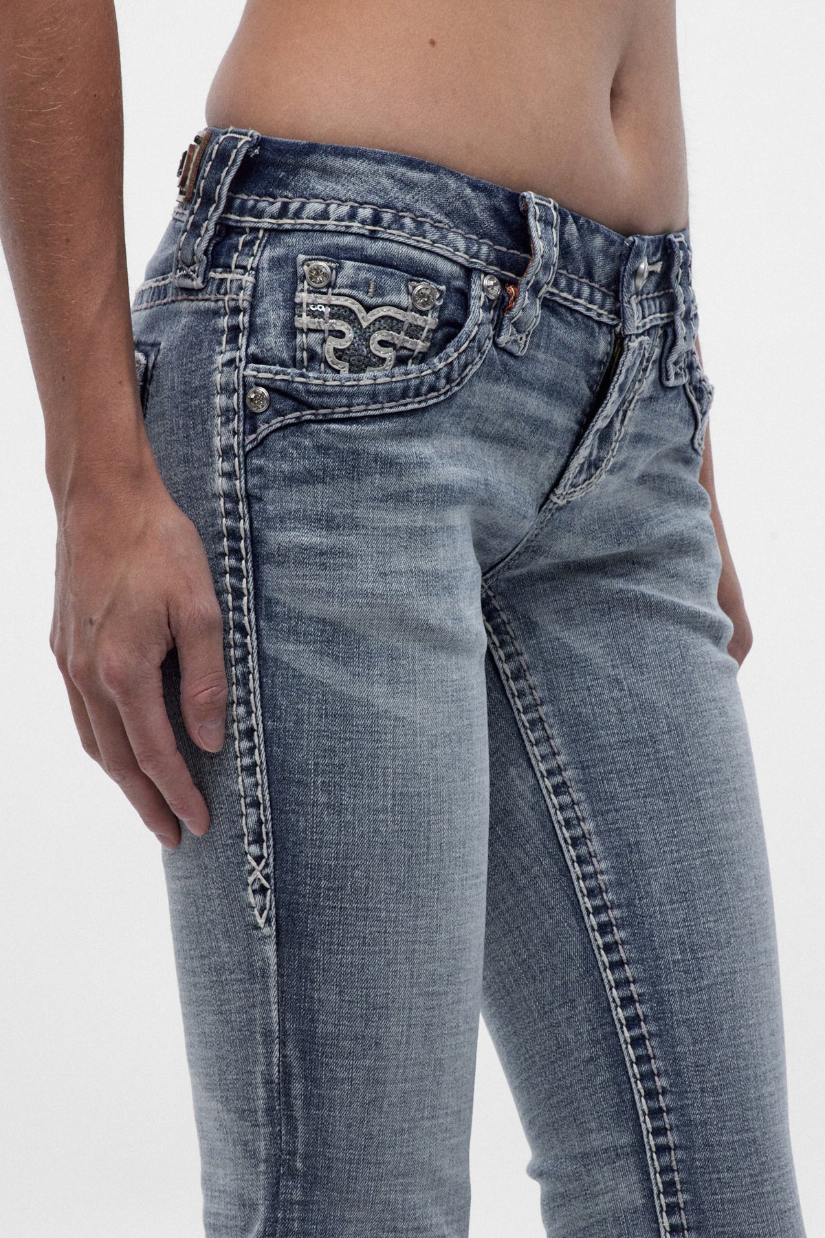 Lesia Low-Rise Bootcut Jeans in Light Blue