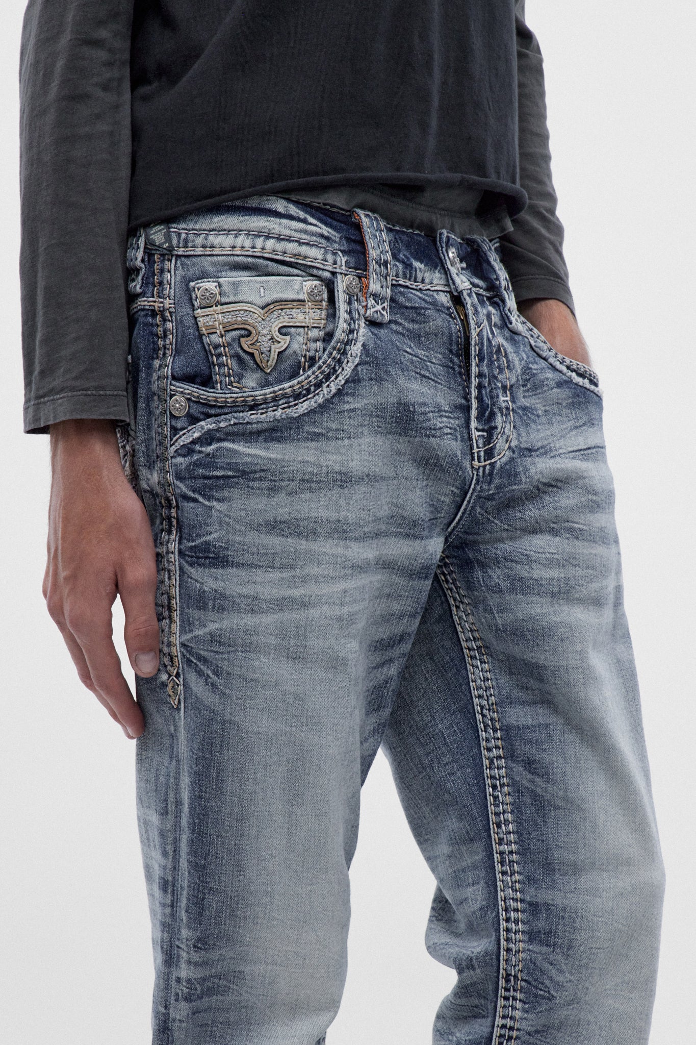 Meyrick Straight Jeans in Light Wash