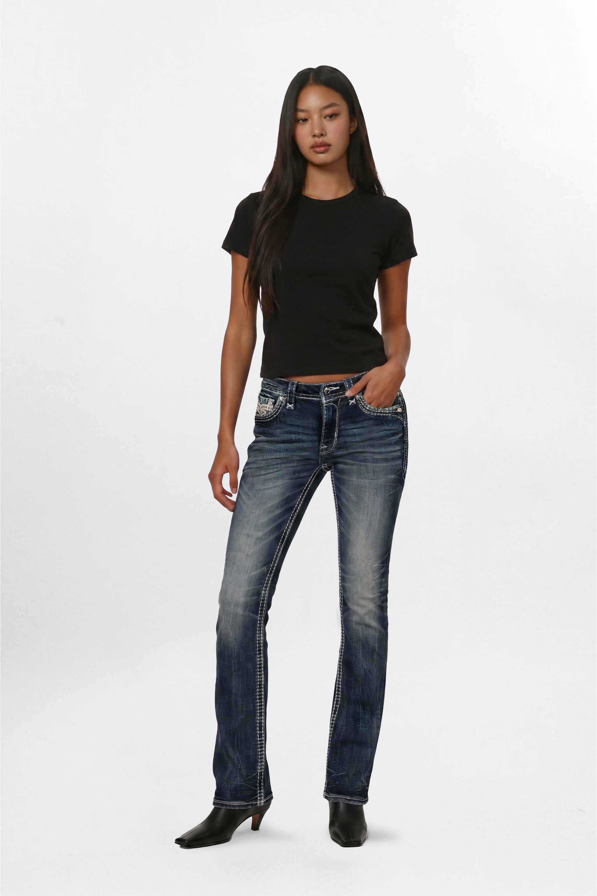 Endive Bootcut Jeans in Dark Blue