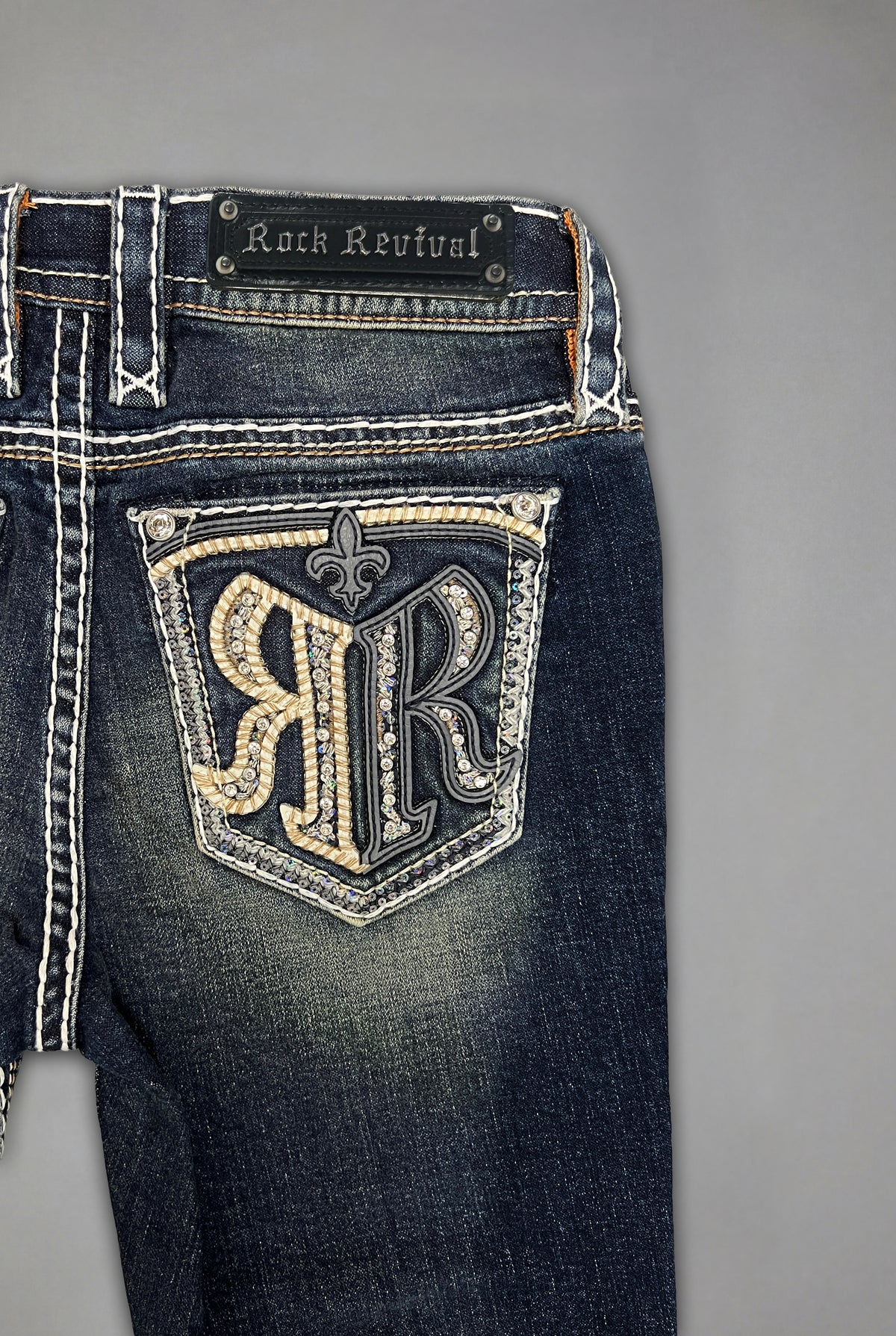 Kaeli Low-Rise Bootcut Jeans in Dark Blue