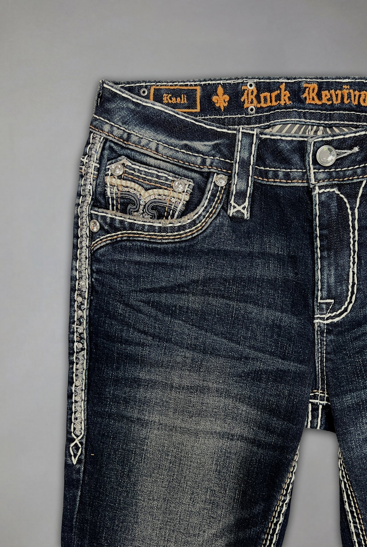 Kaeli Low-Rise Bootcut Jeans in Dark Blue