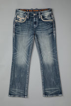 FLAT FRONT VIEW