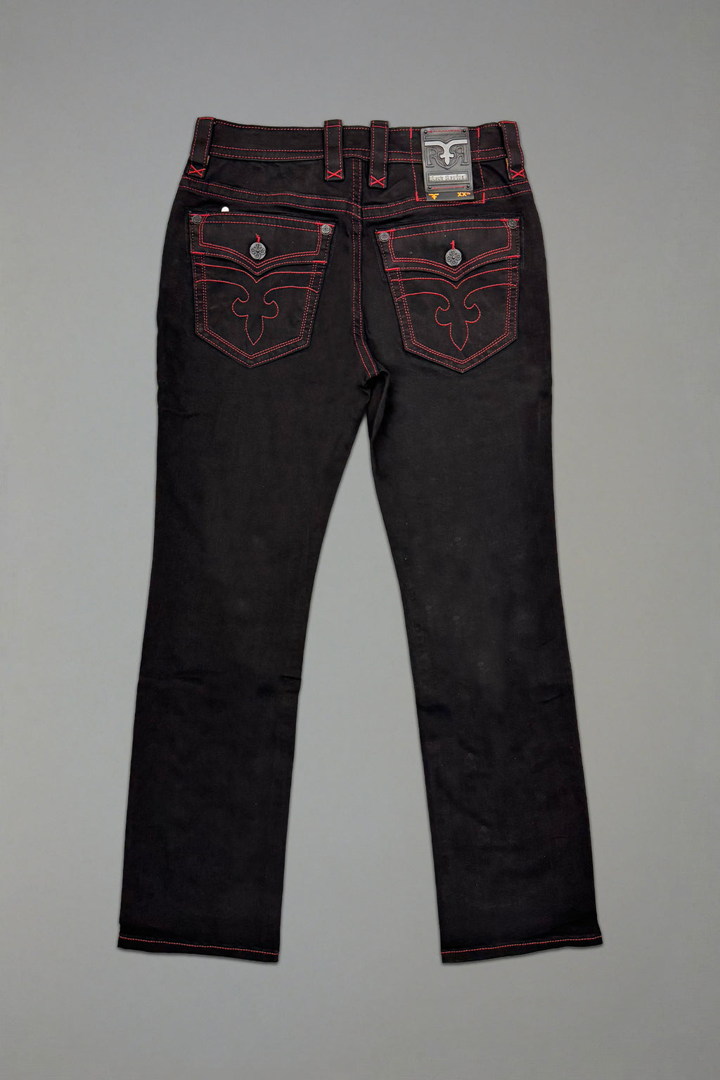 Clark Relaxed Straight in Black/Red