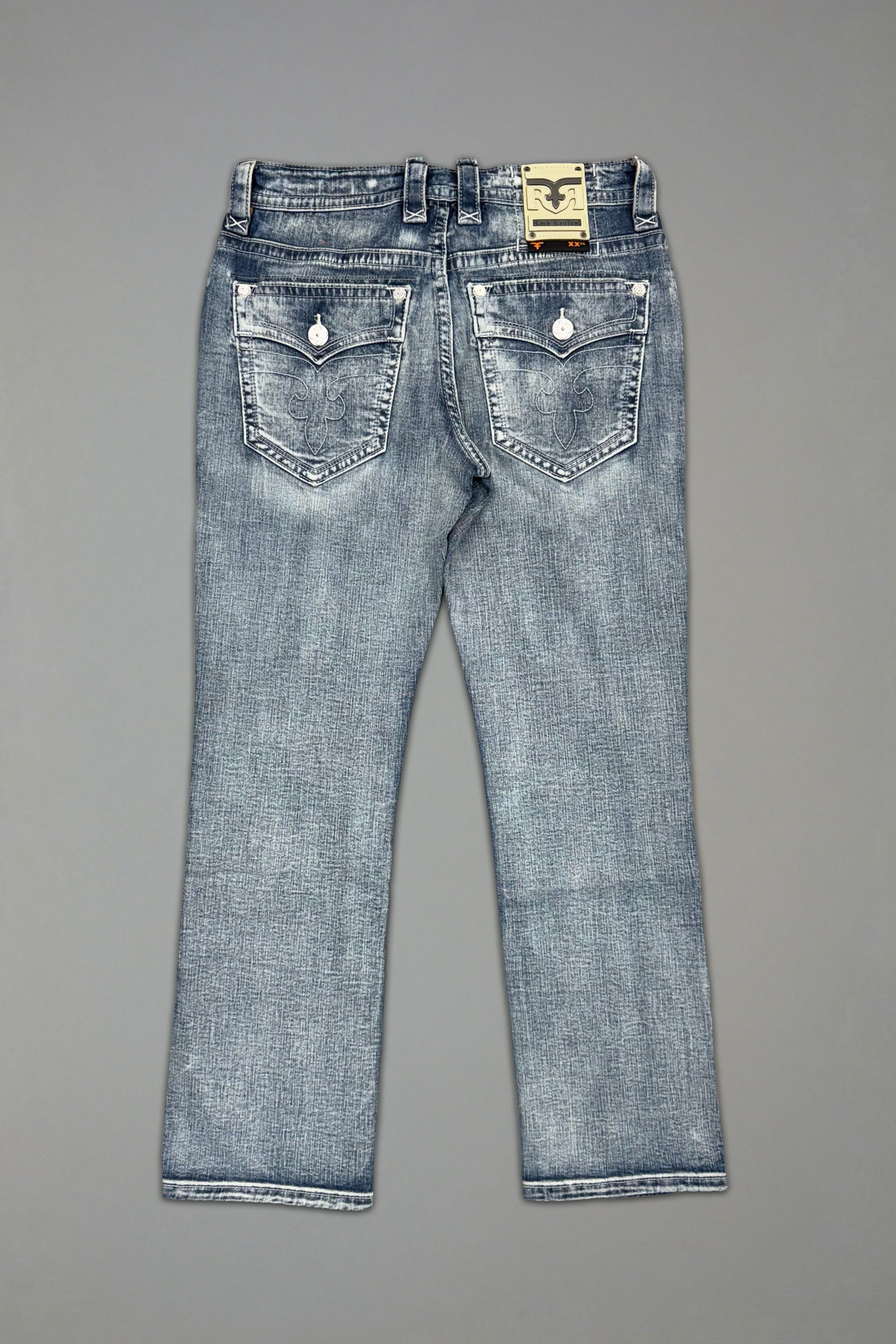 Clark Relaxed Straight in Light Wash