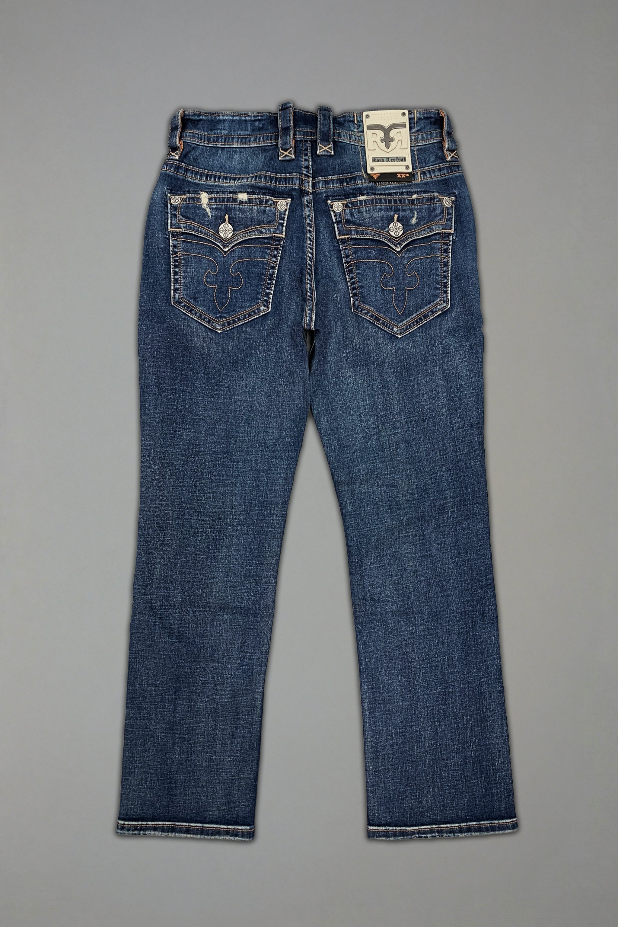 Clark Relaxed Straight in Medium Wash