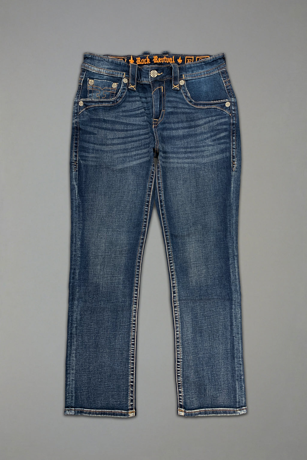 Clark Relaxed Straight in Medium Wash