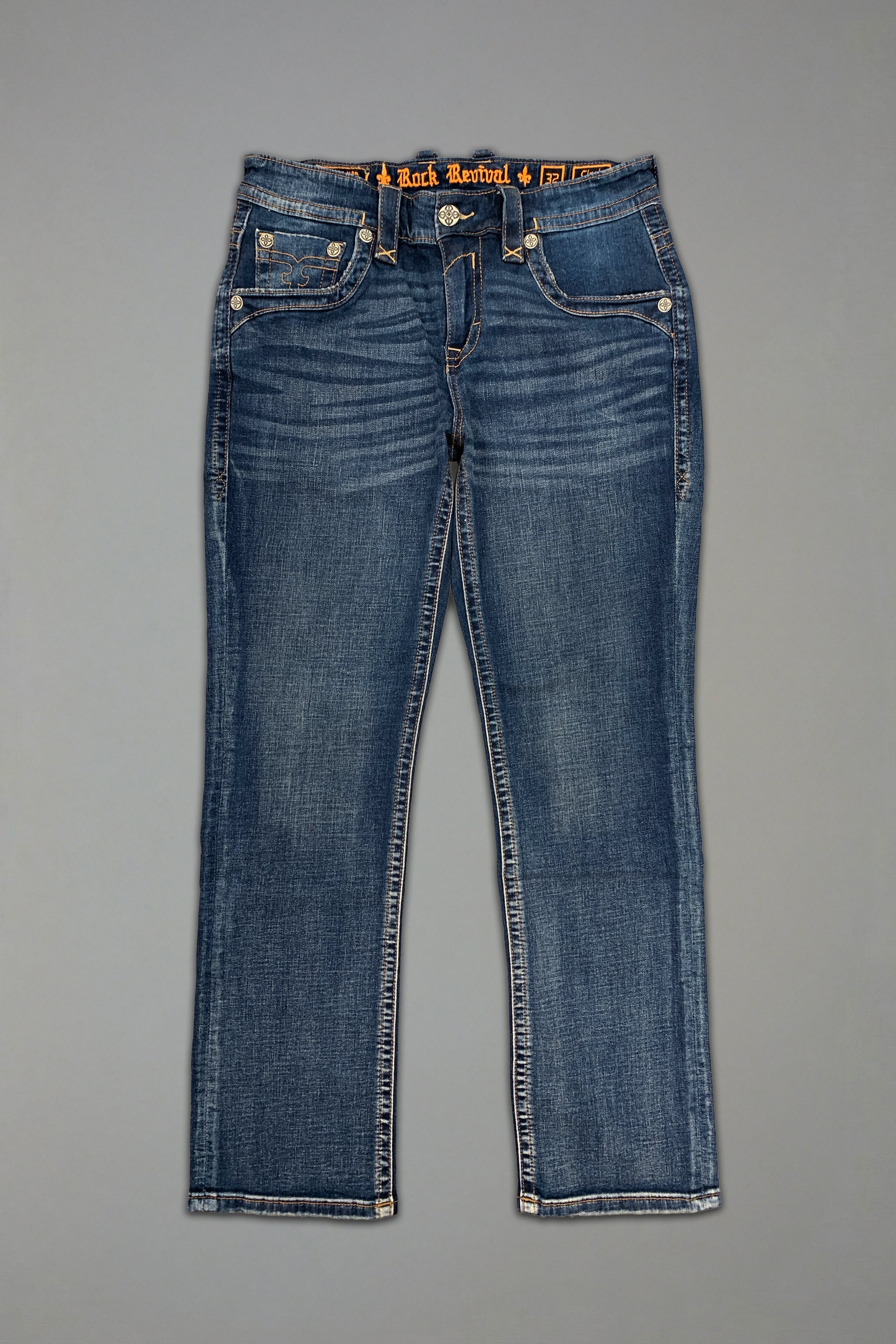 Clark Relaxed Straight in Medium Wash