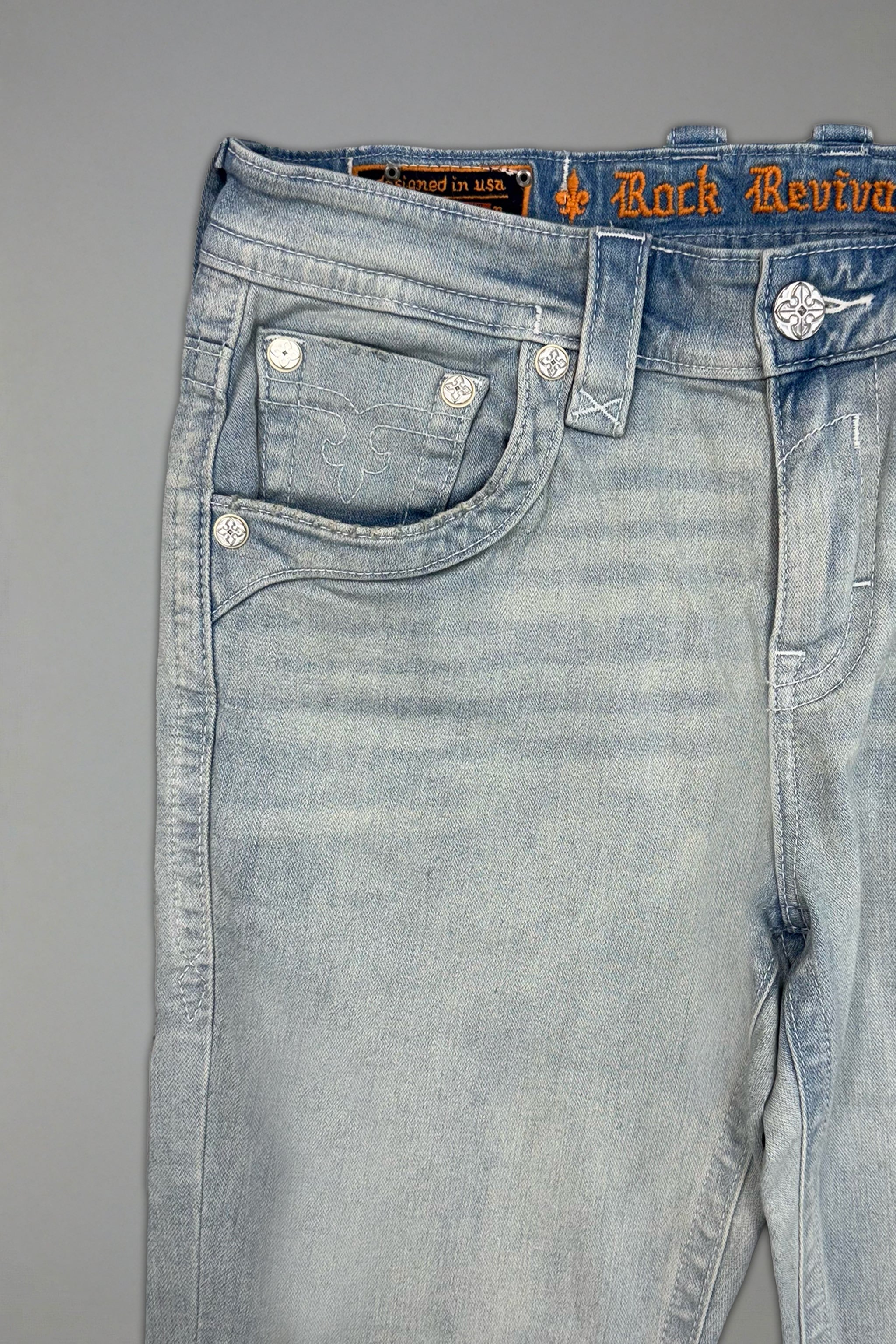 Clark Relaxed Straight in Super Light Wash