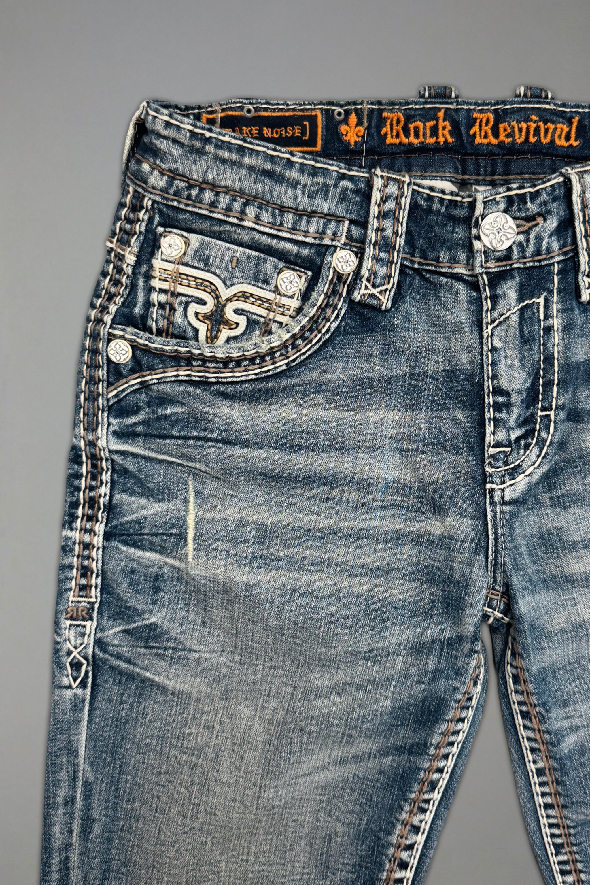 Zayn Denim Shorts in Medium Blue – Rock Revival®