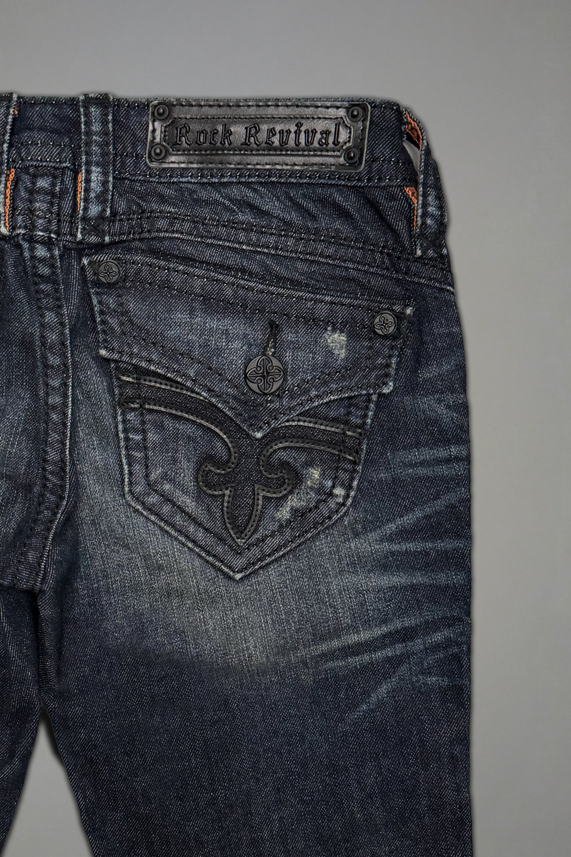 Gwen Super Low-Rise Bootcut Jeans in Perfect Wash - Rock Revival®