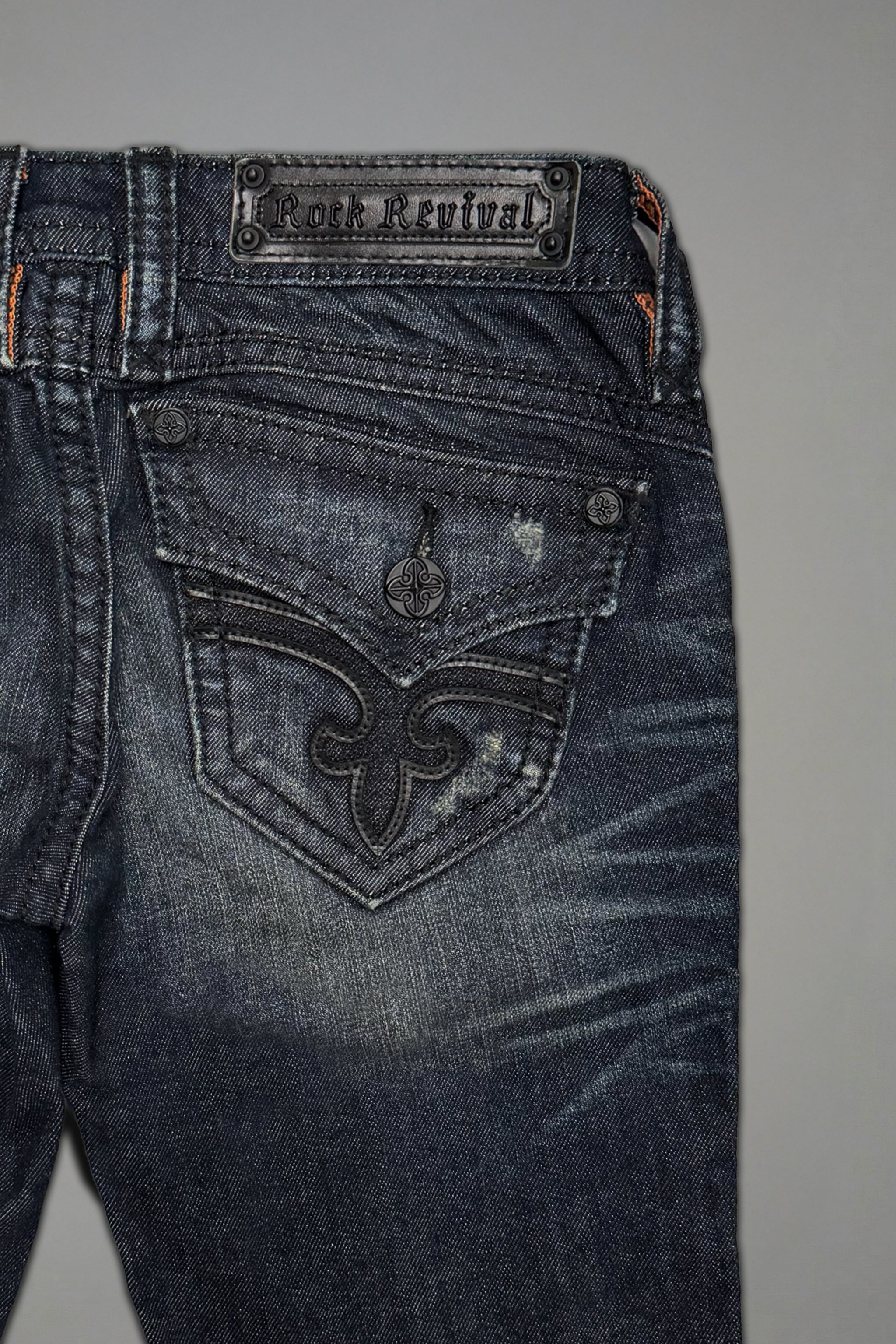 Gwen Super Low-Rise Bootcut Jeans in Perfect Wash - Rock Revival®