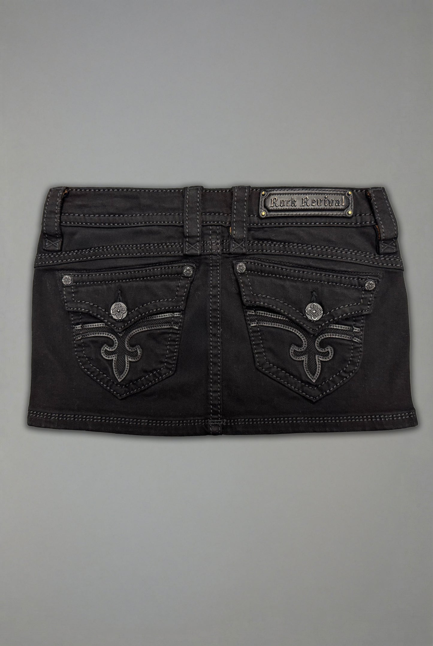 Gwen Super Low-Rise Mini Skirt in Black - Rock Revival®