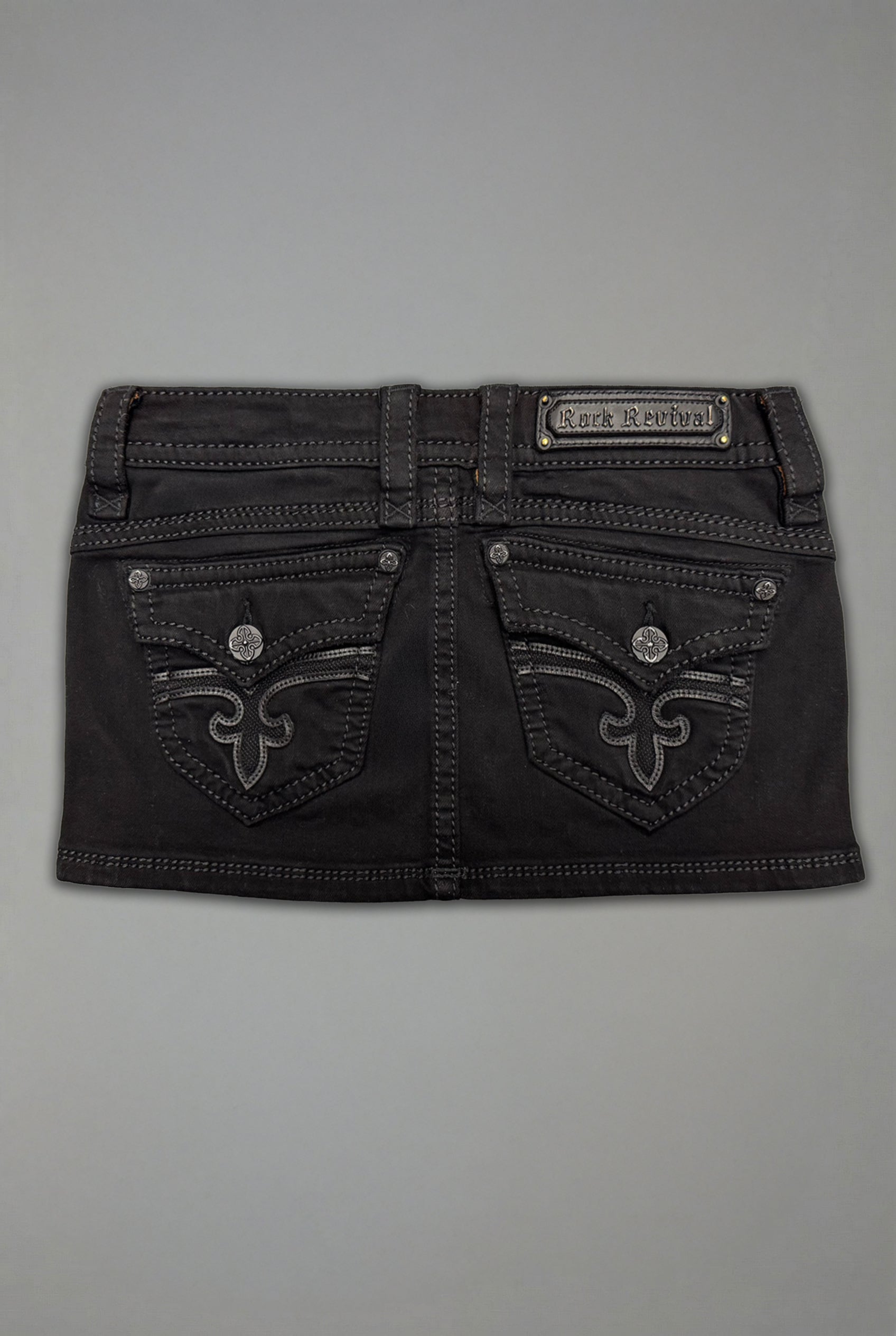 Gwen Super Low-Rise Mini Skirt in Black - Rock Revival®