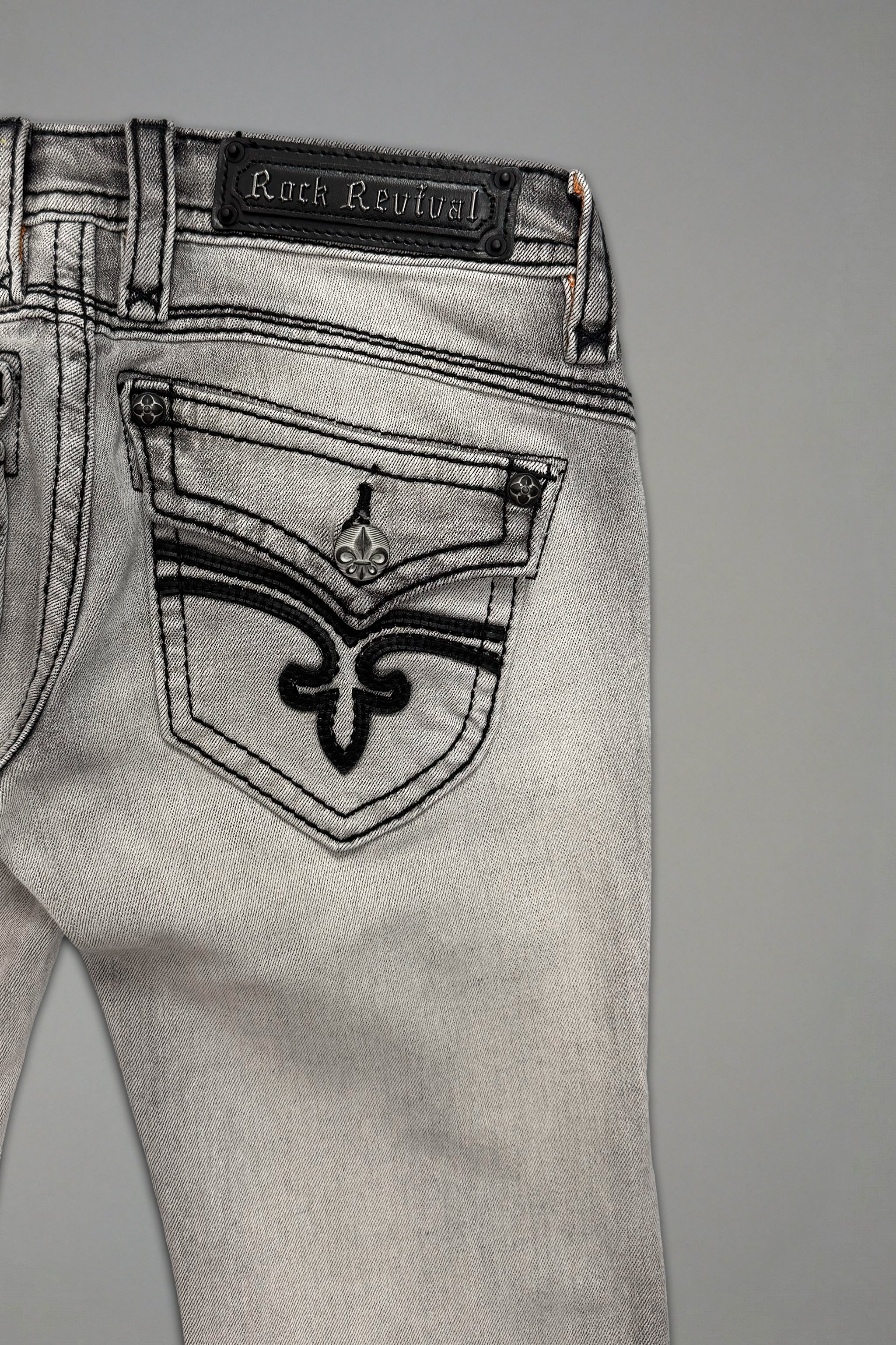 Gwen Super Low-Rise Bootcut in Gray (4/30/26-DESC+IMG) - Rock Revival®