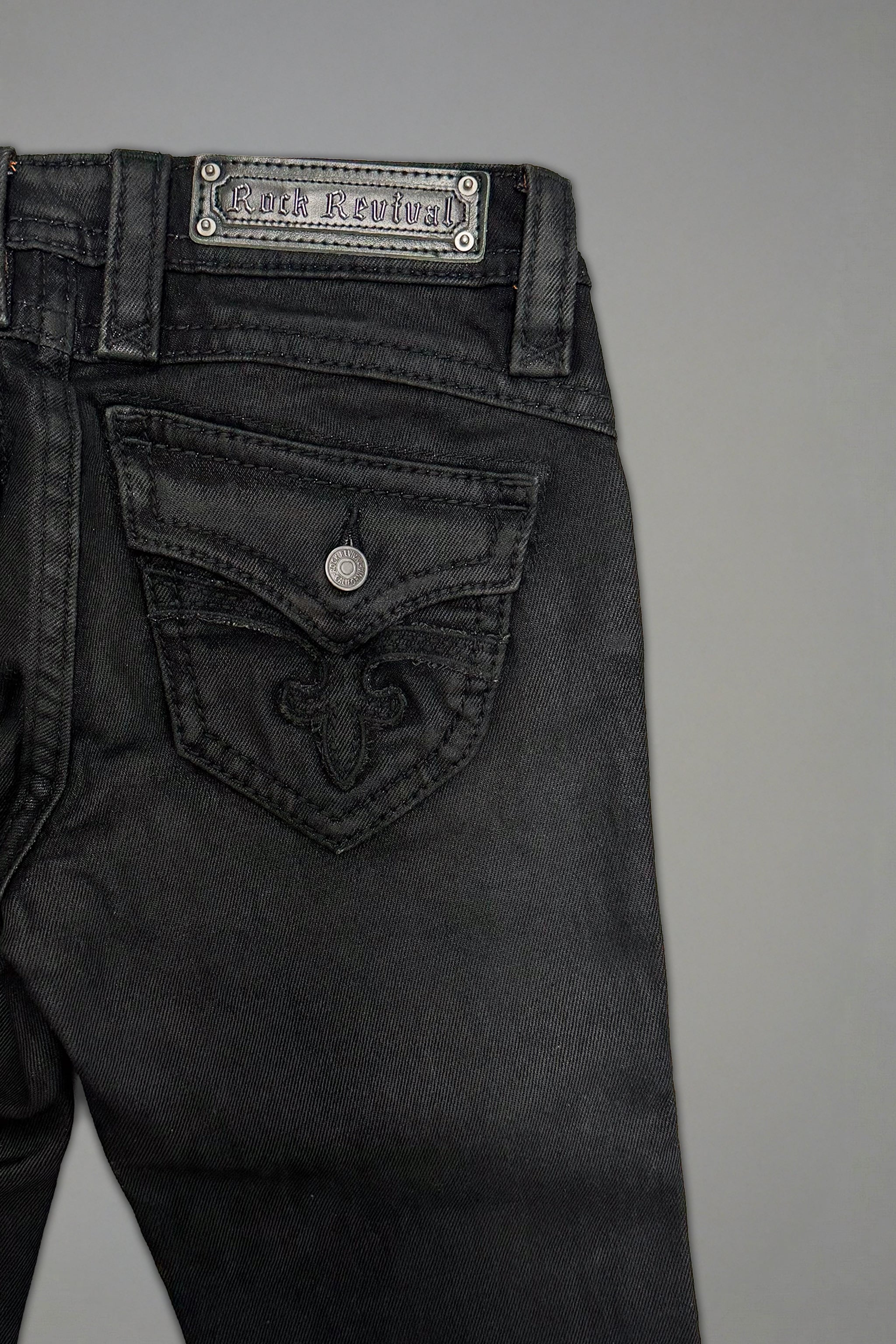 Gwen Super Low-Rise Flare Jeans in Black Coating – Rock Revival®