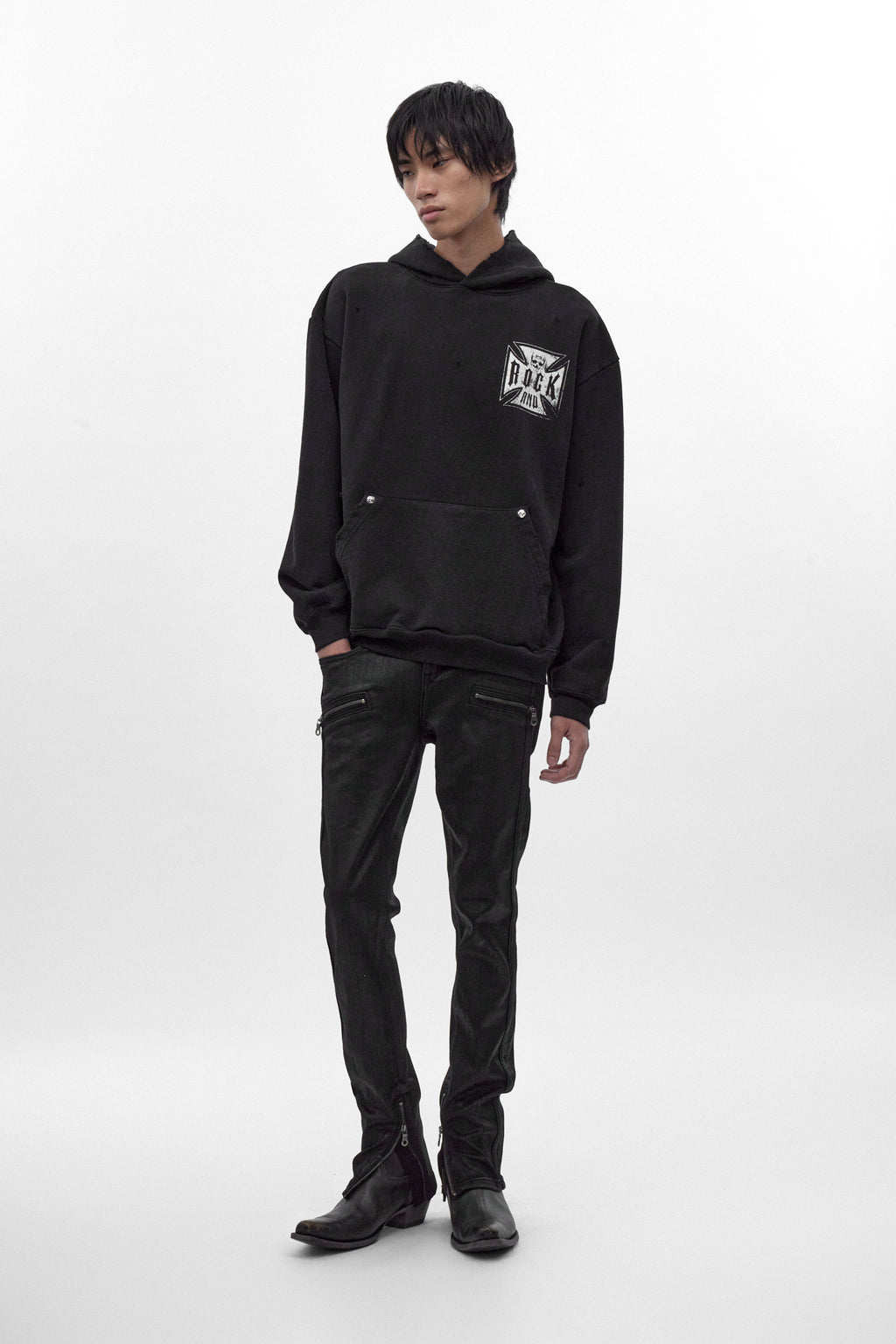 RRH10216 BLACK - Hoodie in Black (5/30/26-DESC+IMG+MSRP) - Rock Revival®