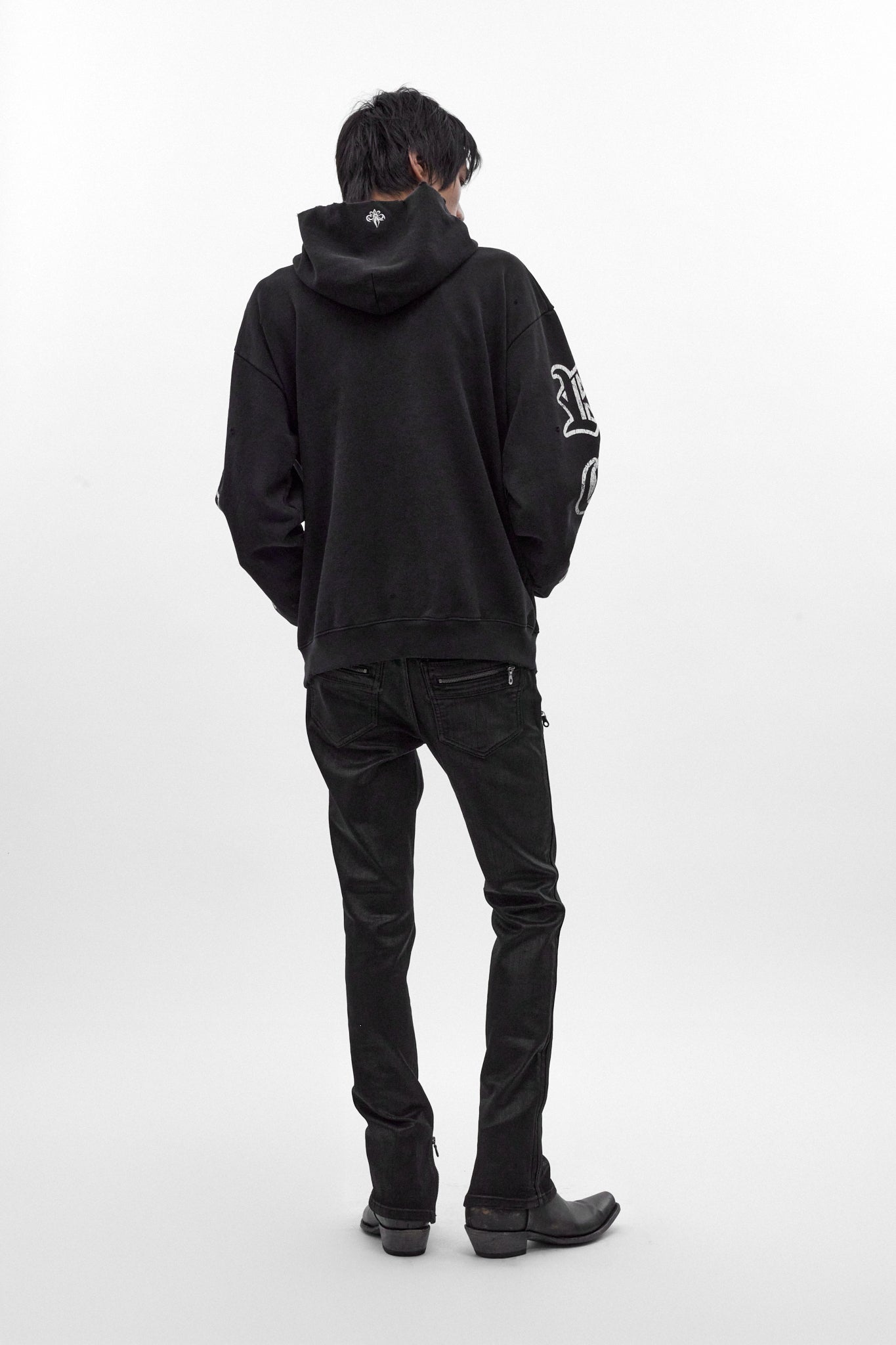 RRH10220 BLACK - Hoodie in Black (5/30/26-DESC+IMG+MSRP) - Rock Revival®