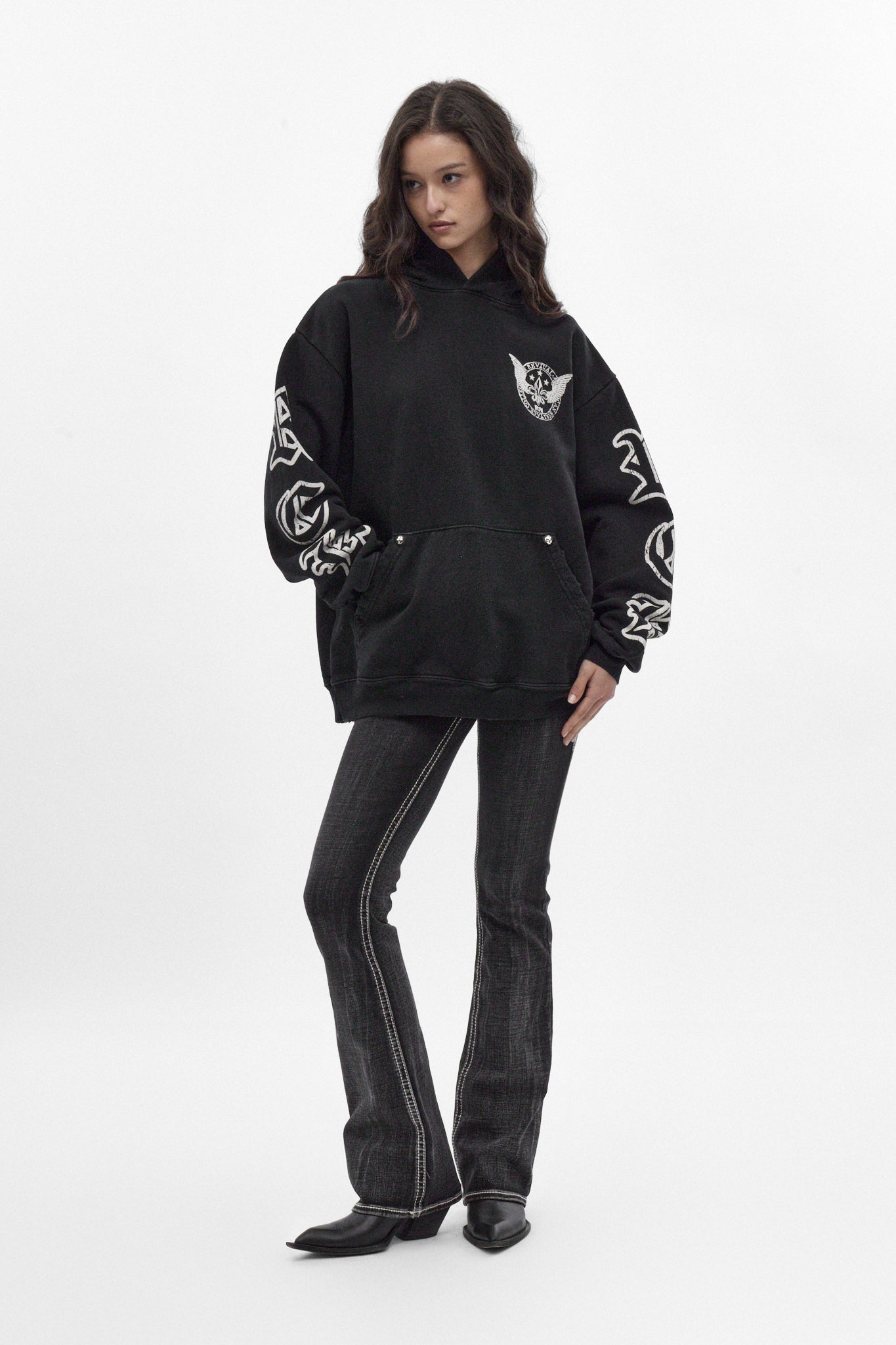RRH10220W BLACK - Fin Hoodie in Black (Women's Version) - Rock Revival®