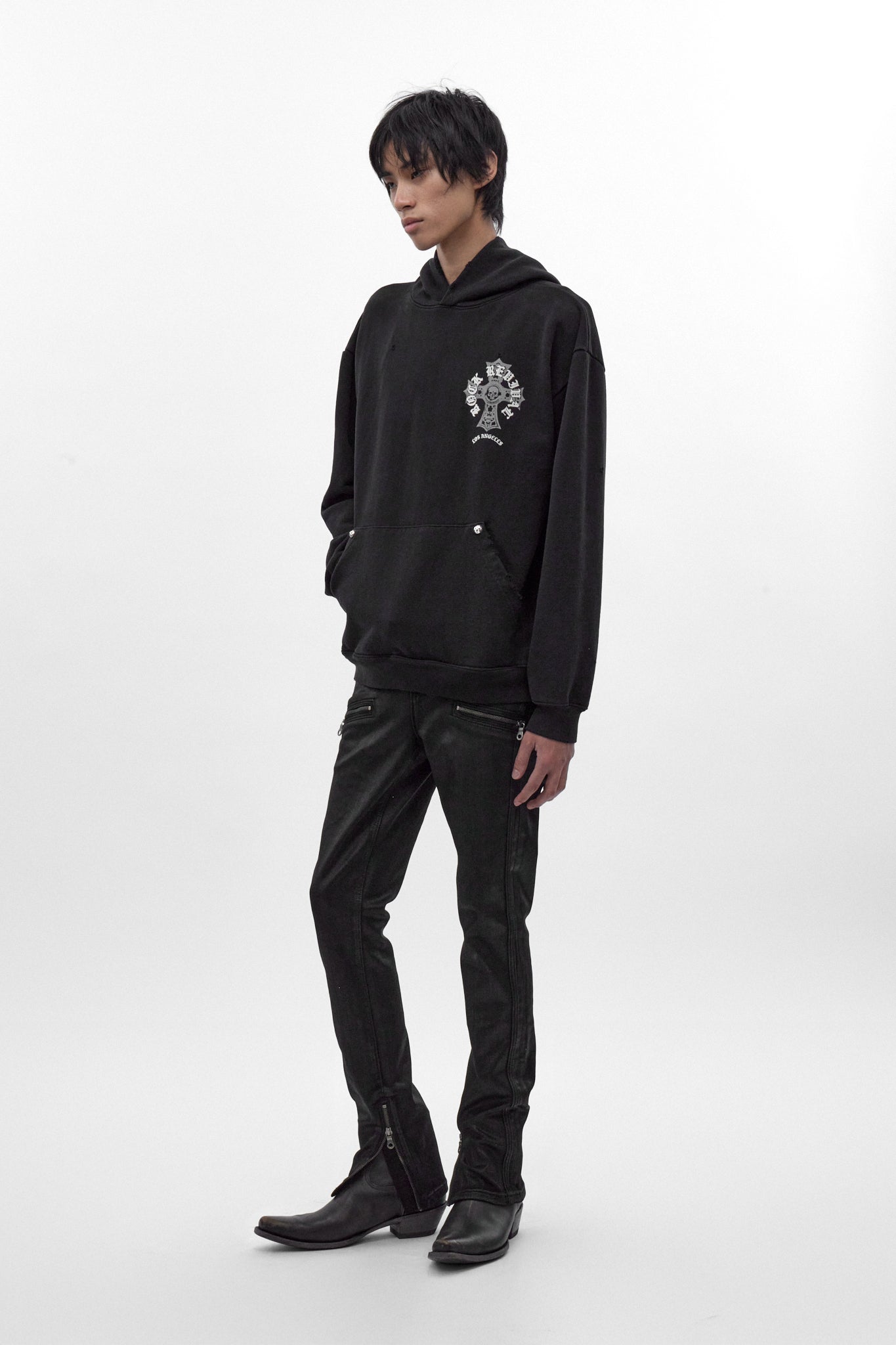 RRH10221 BLACK - Hoodie in Black (5/30/26-DESC+IMG+MSRP) - Rock Revival®