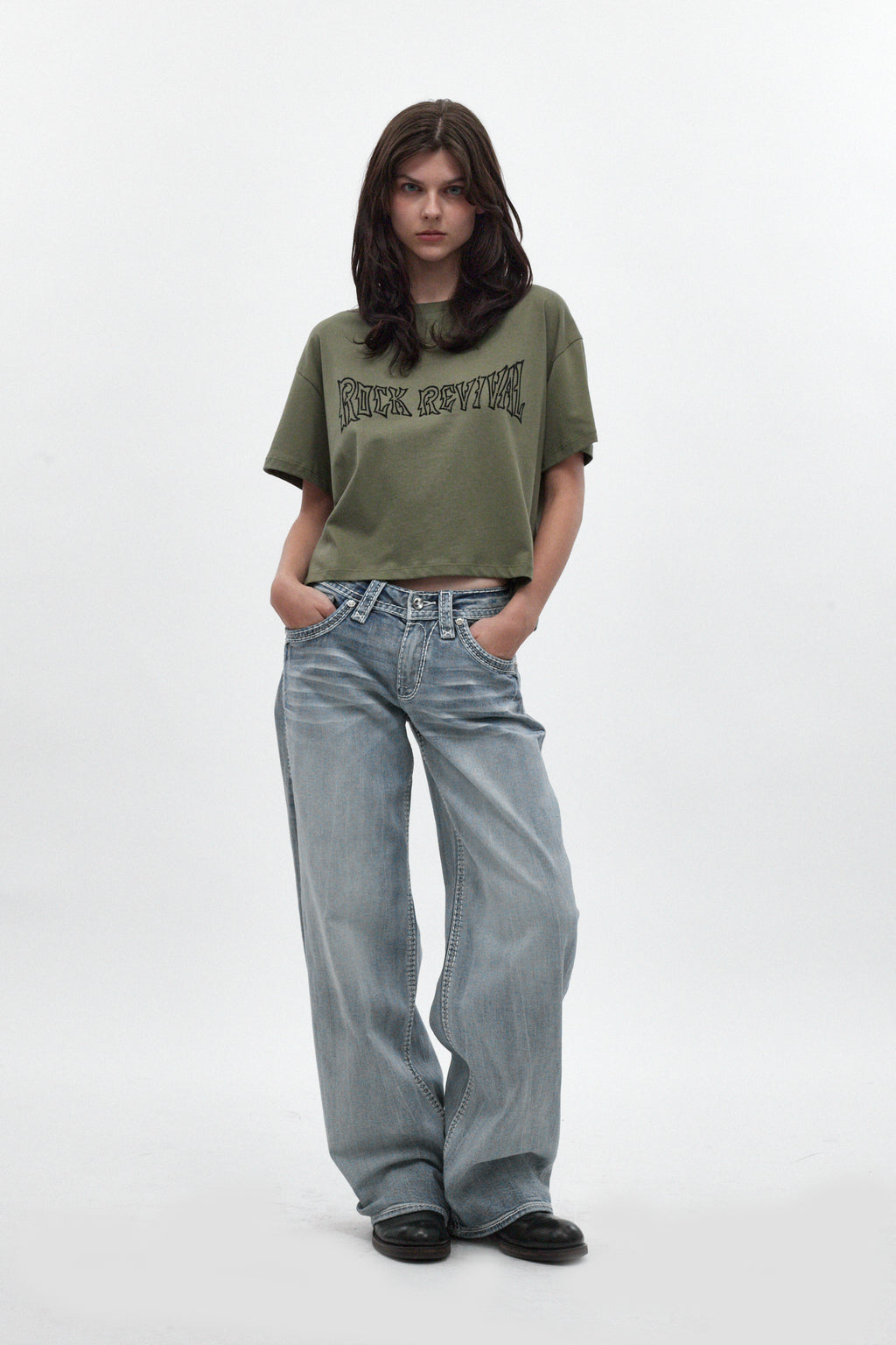 Winged Graphic Boxy Tee in Olive - Rock Revival®