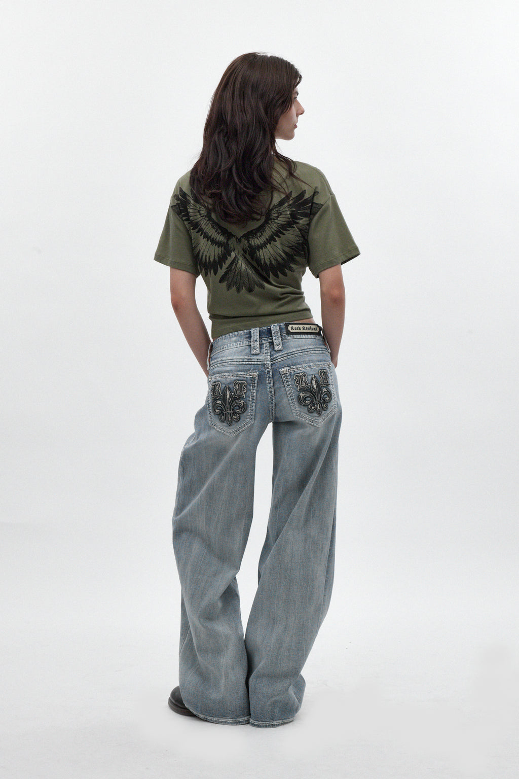 Winged Graphic Boxy Tee in Olive - Rock Revival®