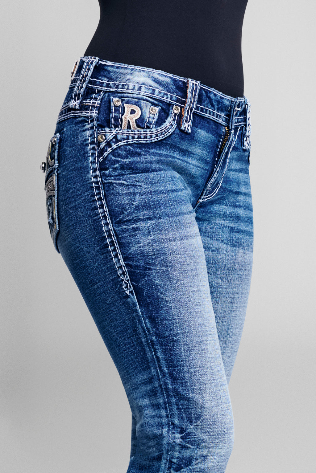 FRONT POCKET VIEW